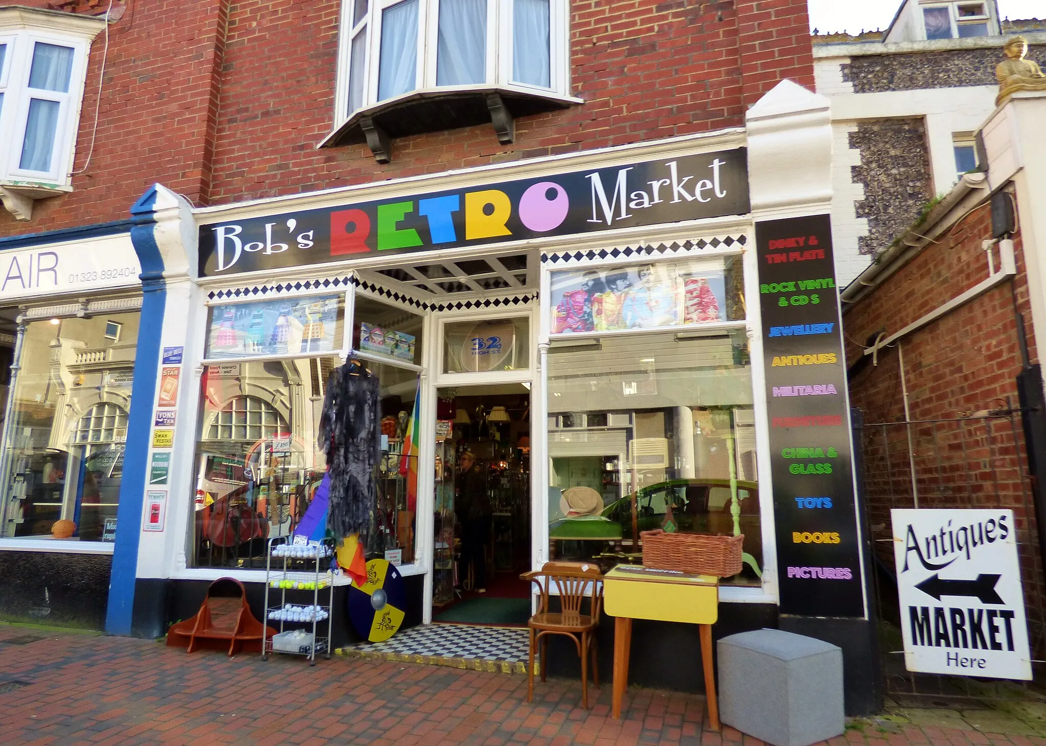 Photo showing: Bob's Retro Market, Seaford