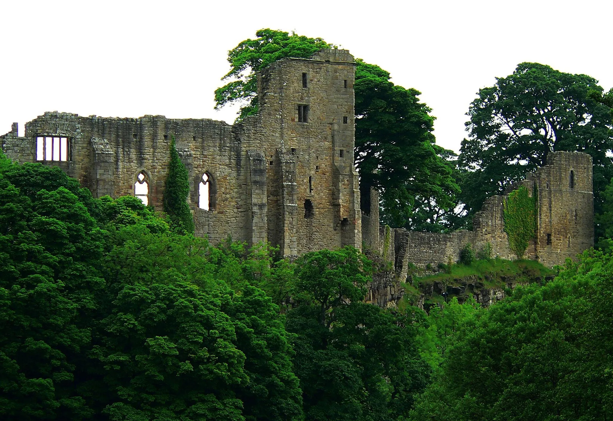 Photo showing: The castle at Barnard Castle - by Francis Hannaway