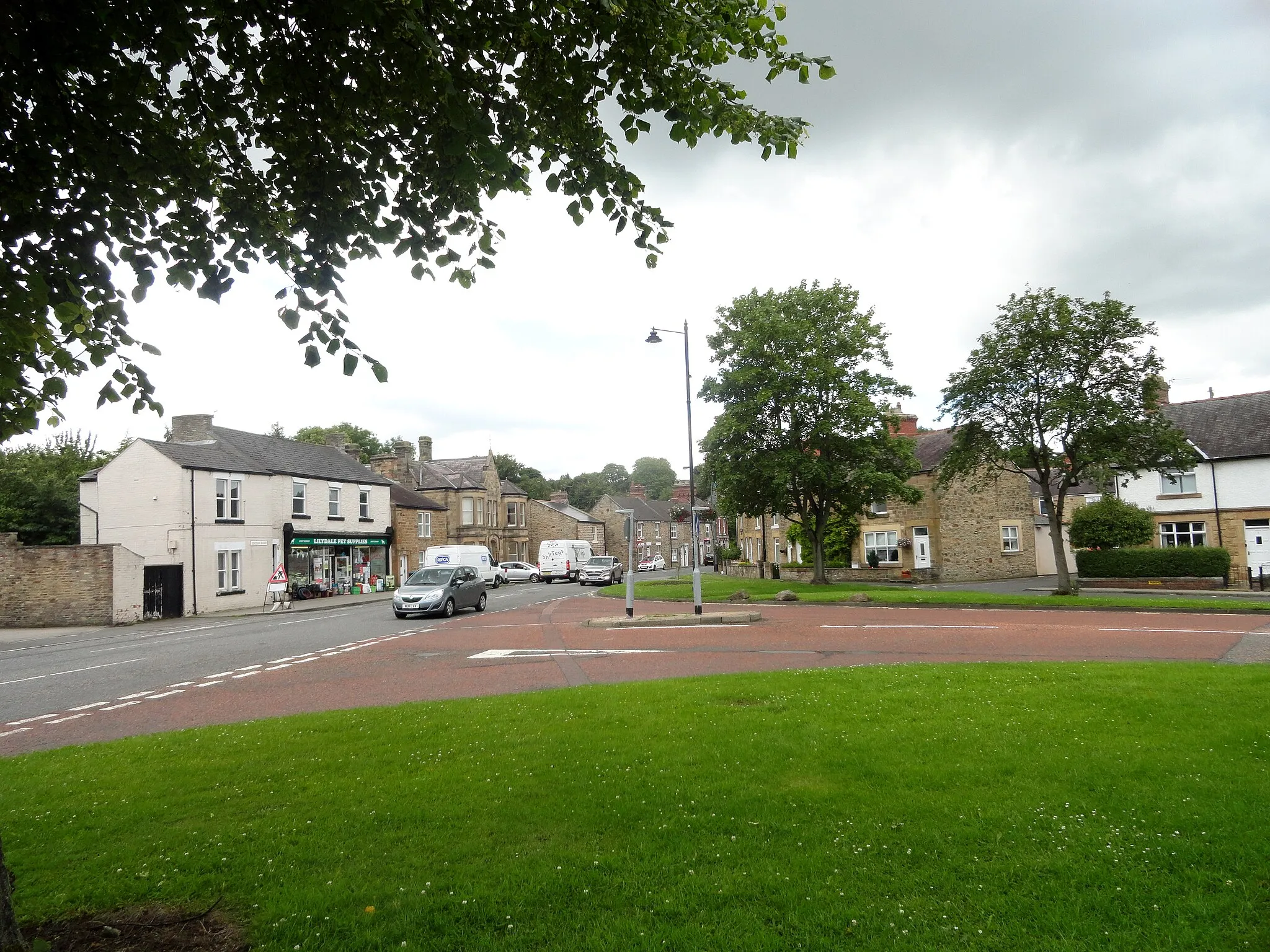 Photo showing: Station Road in Lanchester