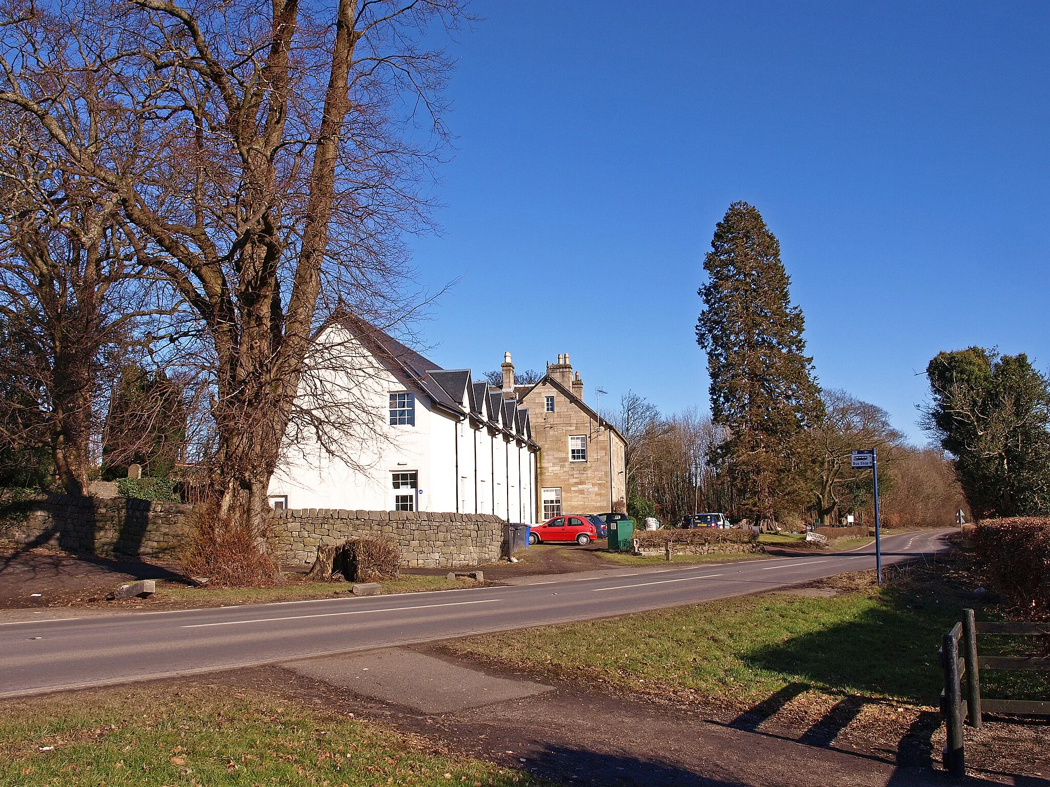 Photo showing: Ailsa Lodge Care Home Beside the B815 near Bishopton Parish Church.