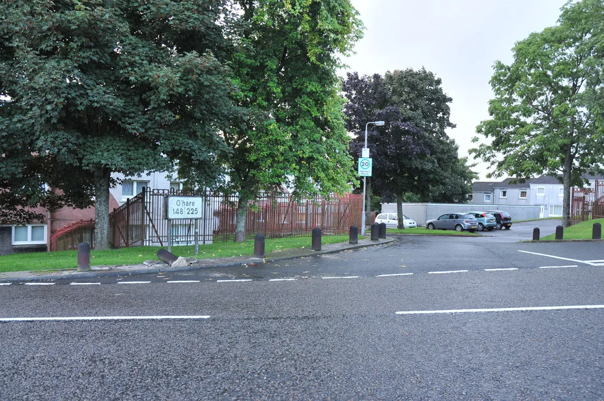 Photo showing: O'Hare housing area, Bonhill