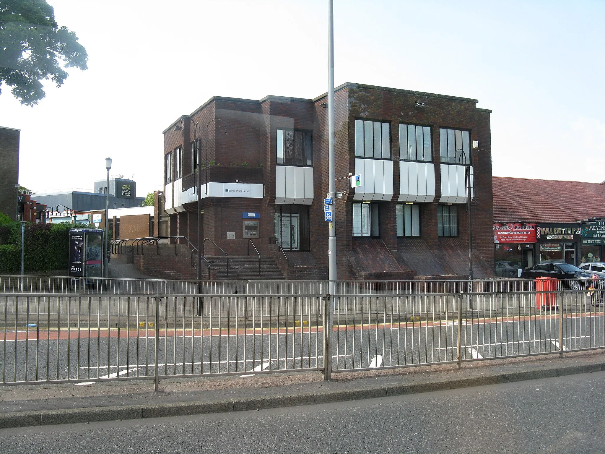 Photo showing: Lloyds TSB Scotland