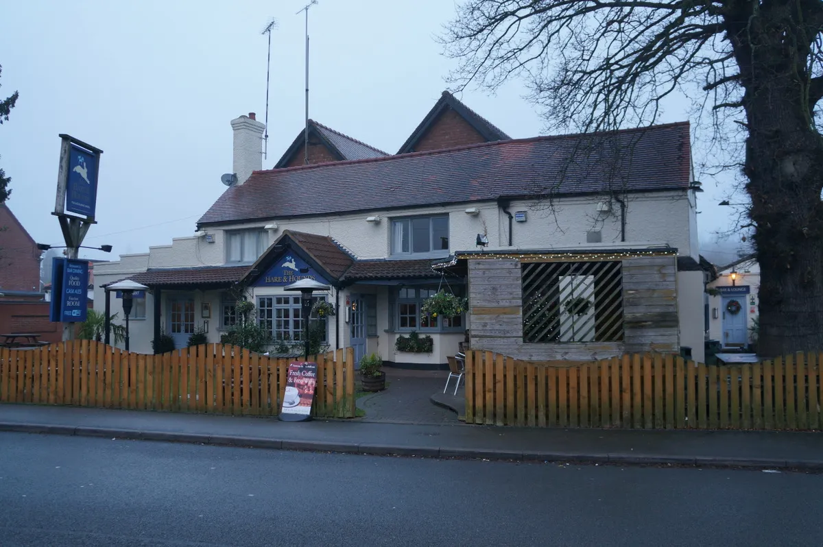 Photo showing: The Hare & Hounds, Keresley