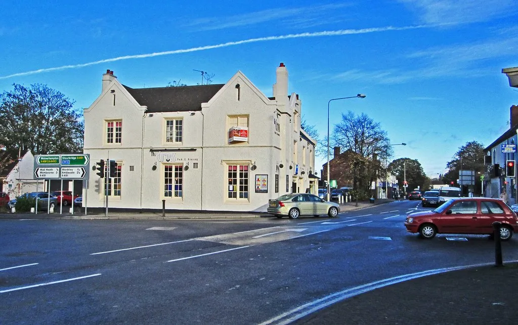 Photo showing: The Cross, High Street, Kingswinford near Dudley