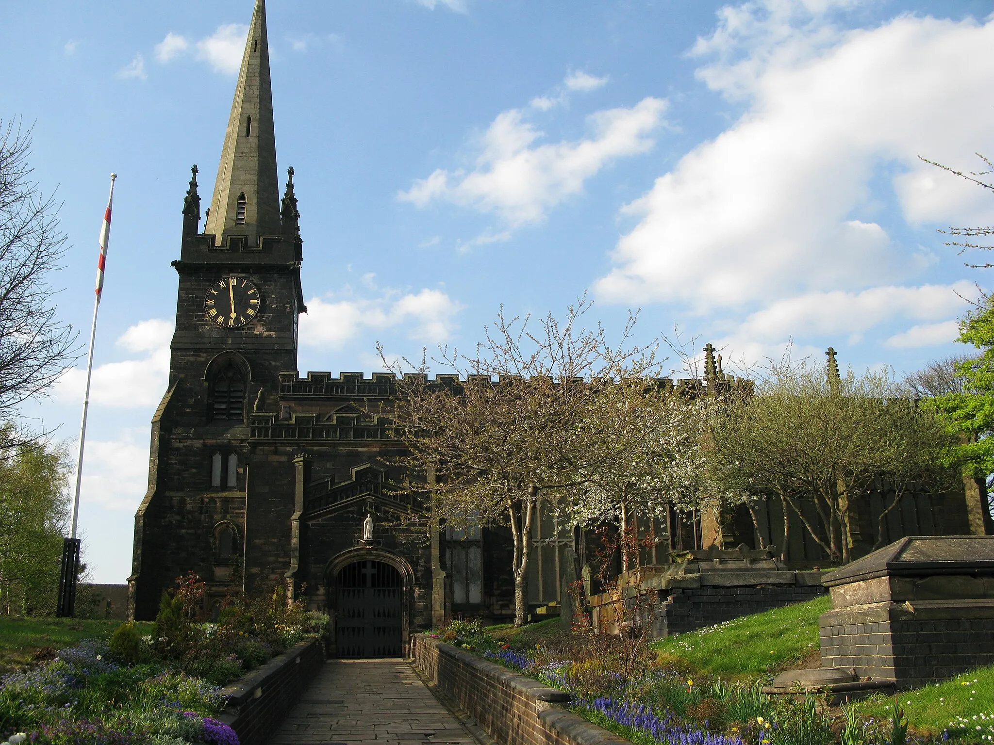 Photo showing: St Bartholomew's parish church, Wednesbury, West Midlands, seen from the south