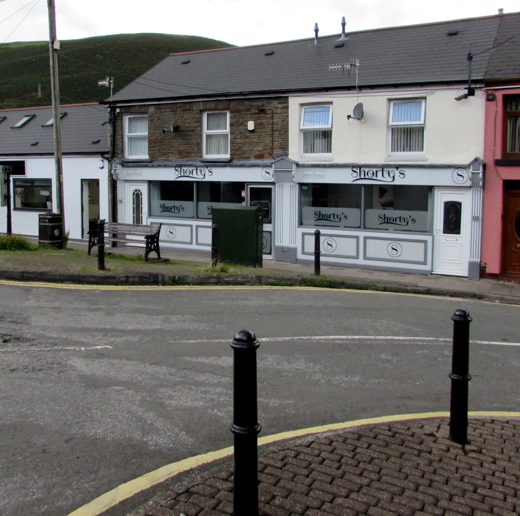 Photo showing: Shorty's in Ogmore Vale