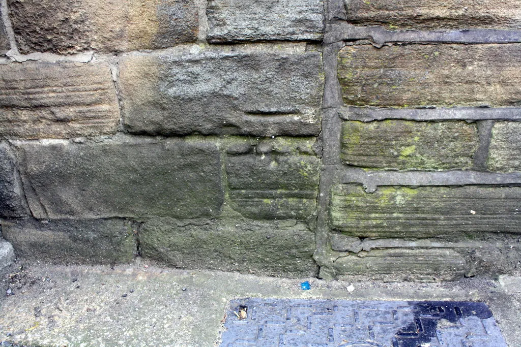 Photo showing: Benchmark on Wharf Street works building