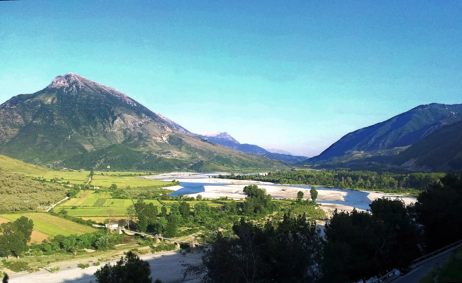 Photo showing: Tepelenë, Albania