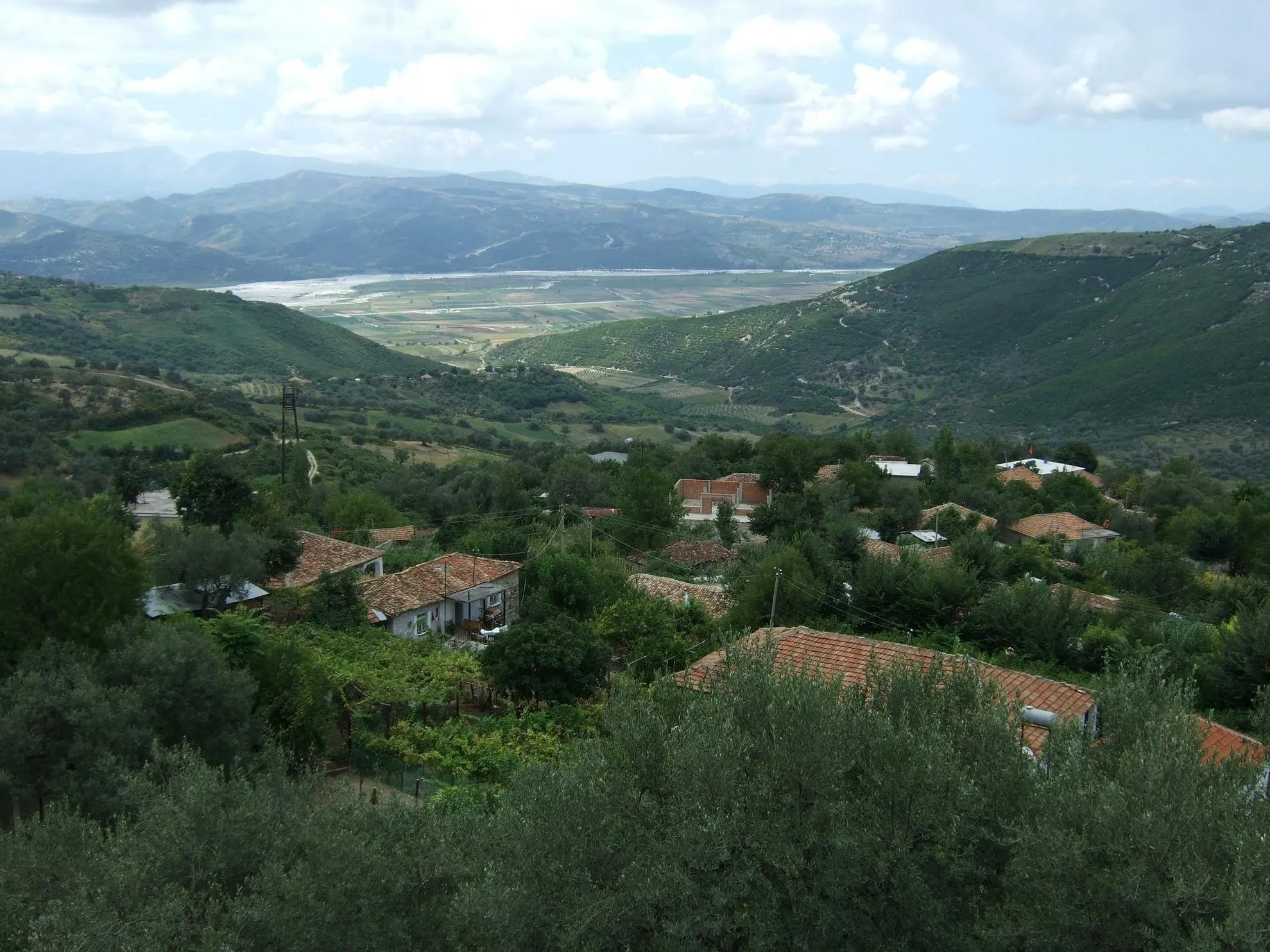 Photo showing: Hekal village