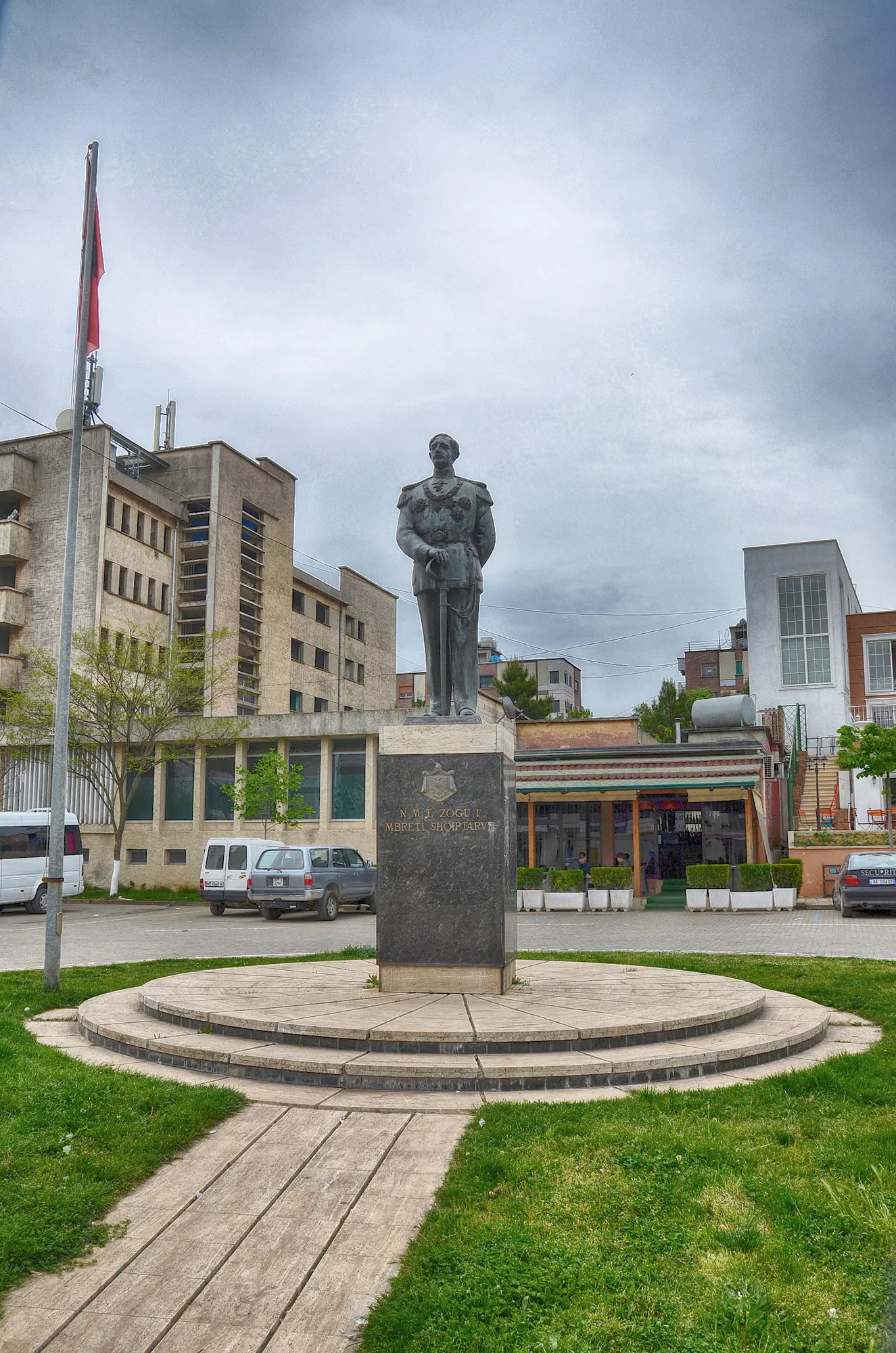 Photo showing: Burrel, Albania, the statue of King Zog
