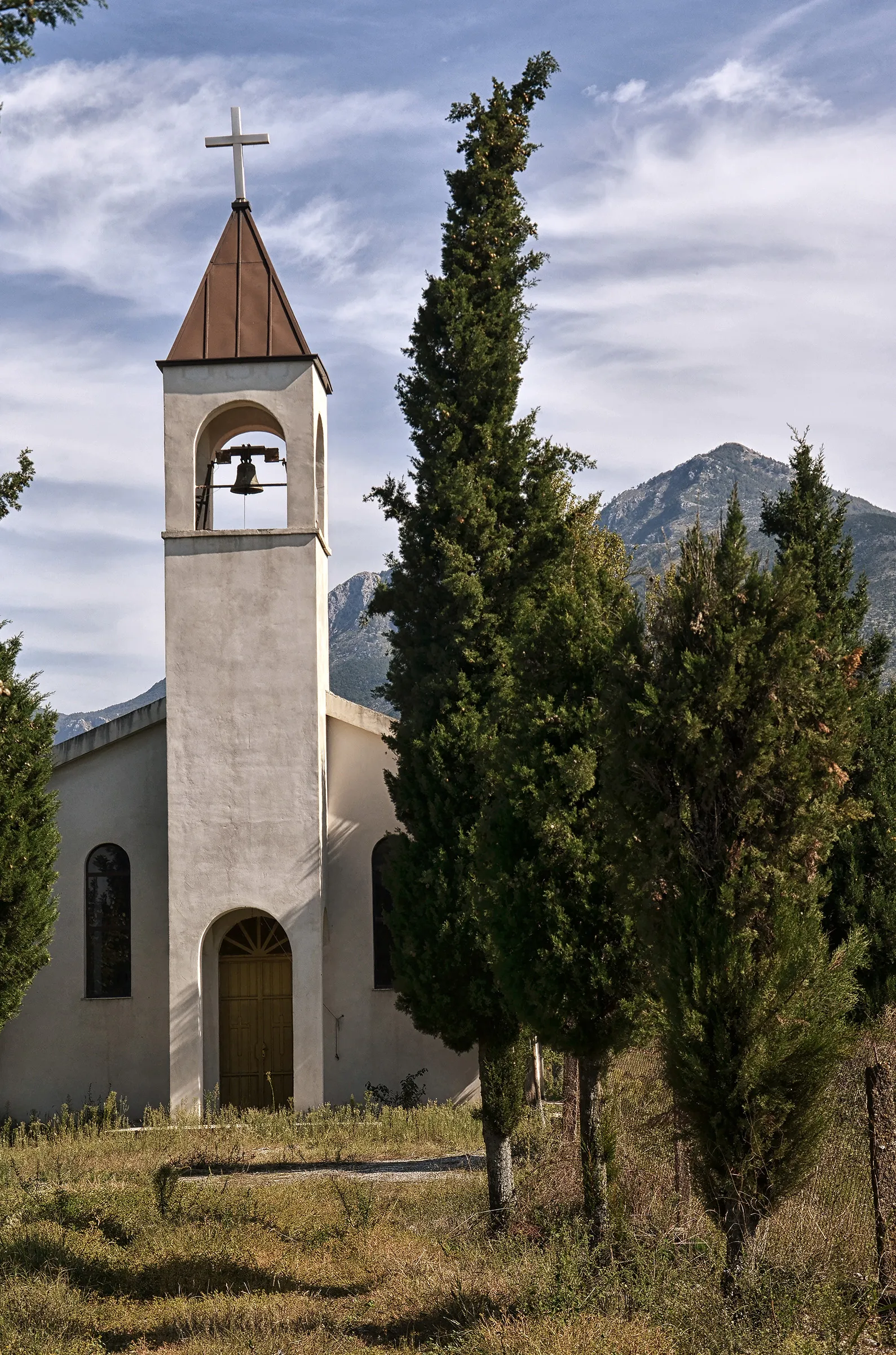 Photo showing: Roman Catholic church in Gruemirë, Albania