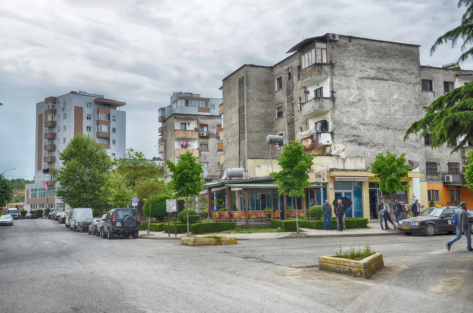 Photo showing: Downtown of Rrëshen, Albania