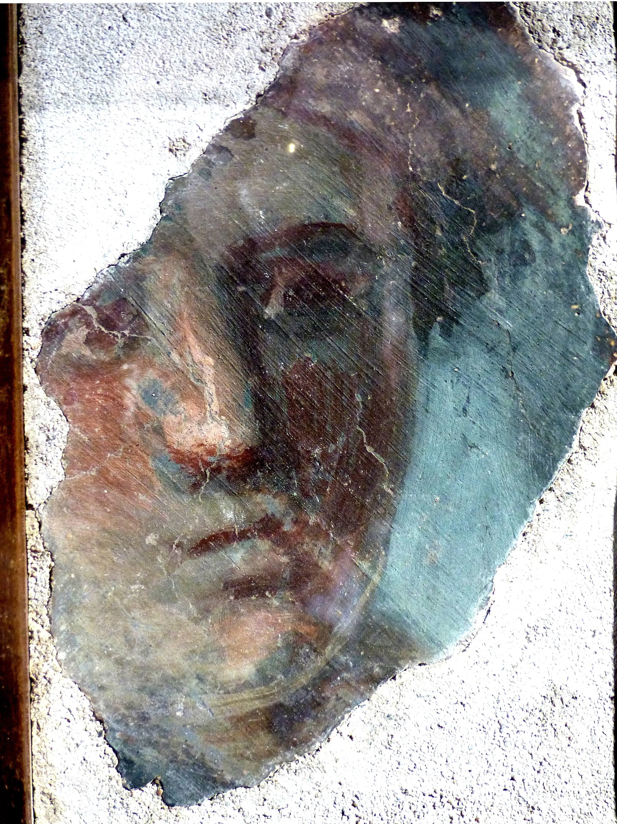 Photo showing: Eisenstadt ( Austria ). Burgenland Country Museum: Fragment of a fresco ( 2nd century AD ) showing a female head from the ancient Roman villa of Bruckneudorf