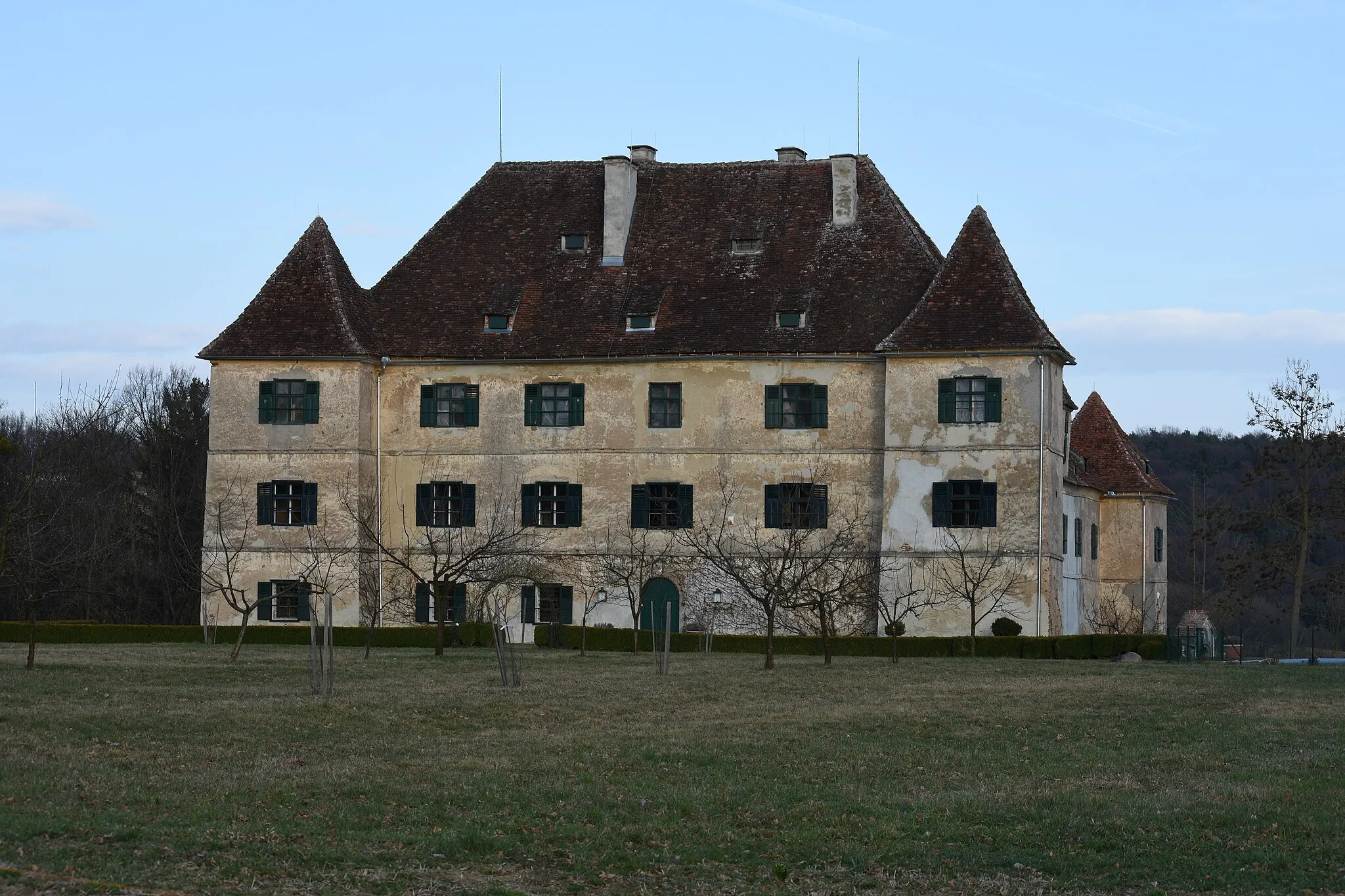 Photo showing: Schloss Hohenbrugg