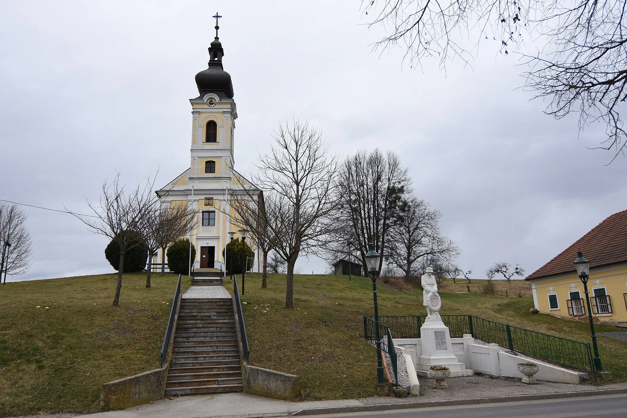 Photo showing: Saint James the Greater Church (Kitzladen)
