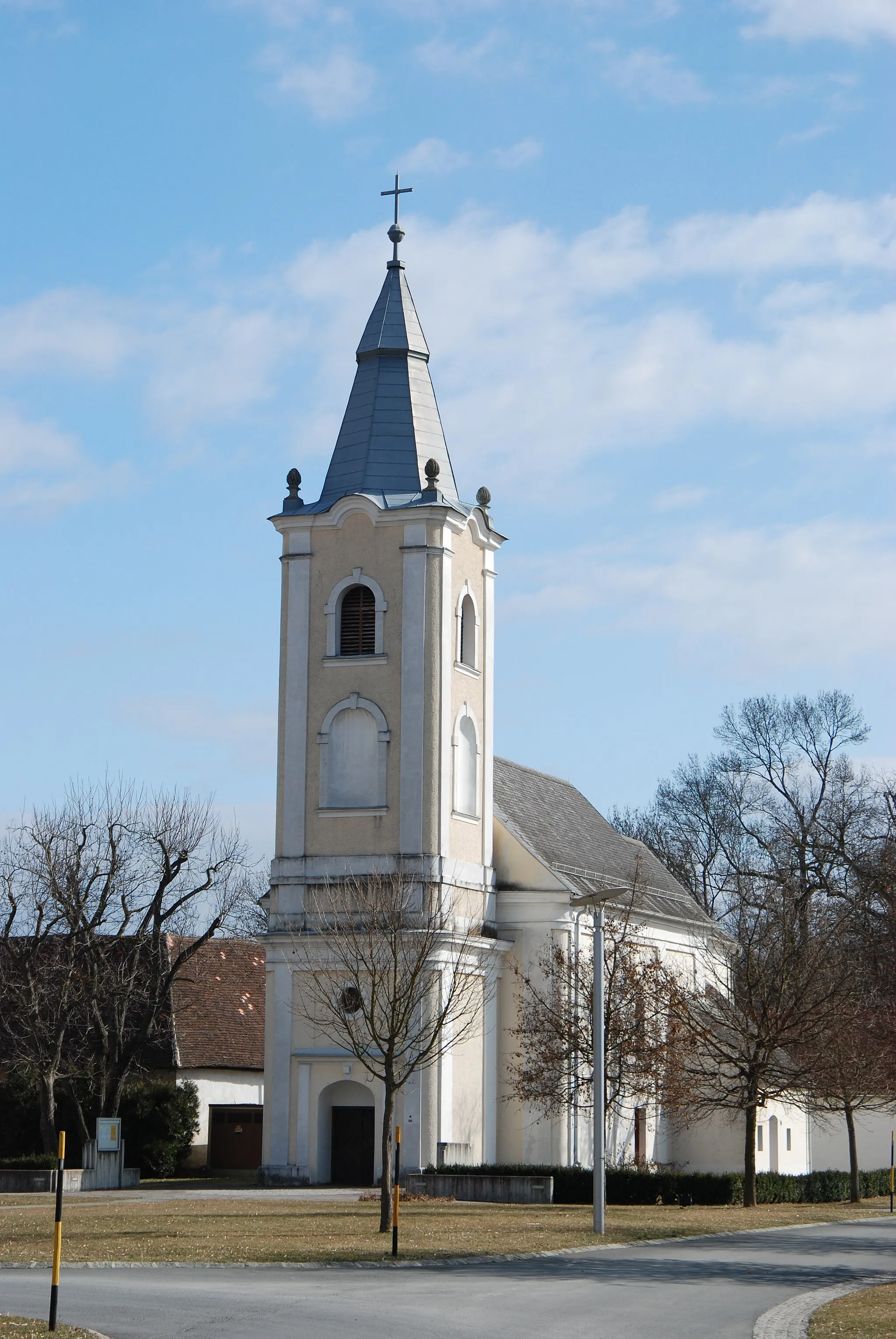 Photo showing: Pfarrkirche Eberau
