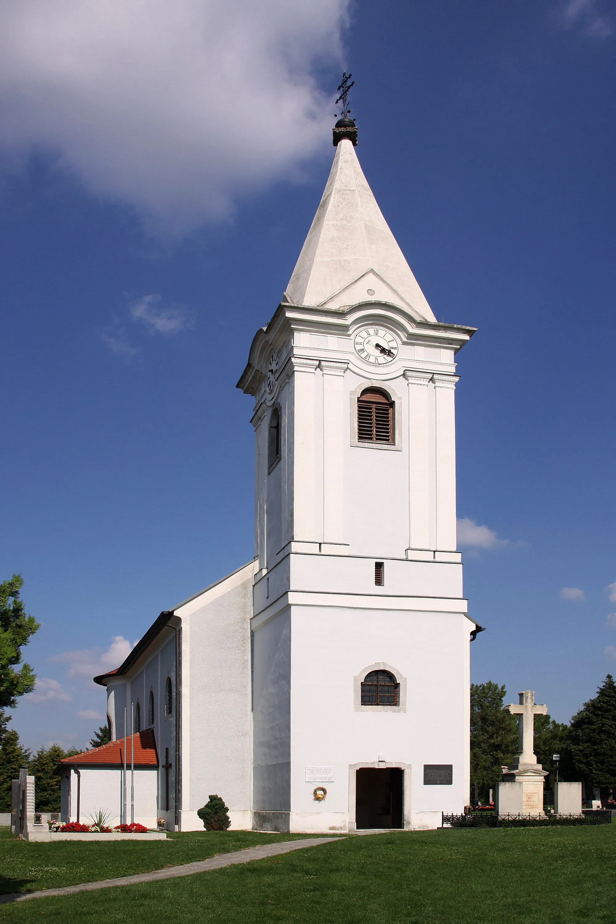 Photo showing: Parish church Saints Peter and Paul - Zillingtal