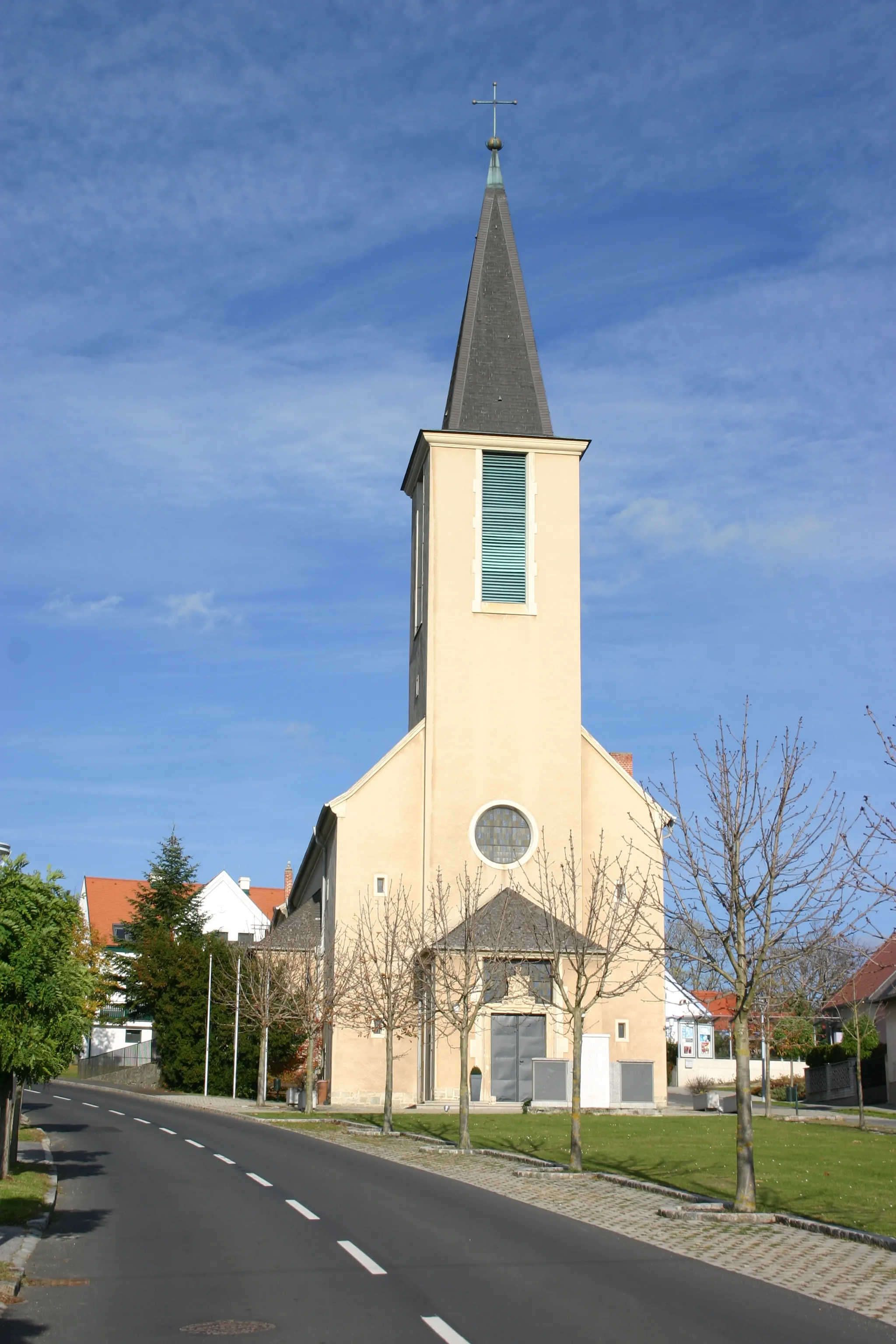 Photo showing: Lackenbach, römisch-katholische Pfarrkirche