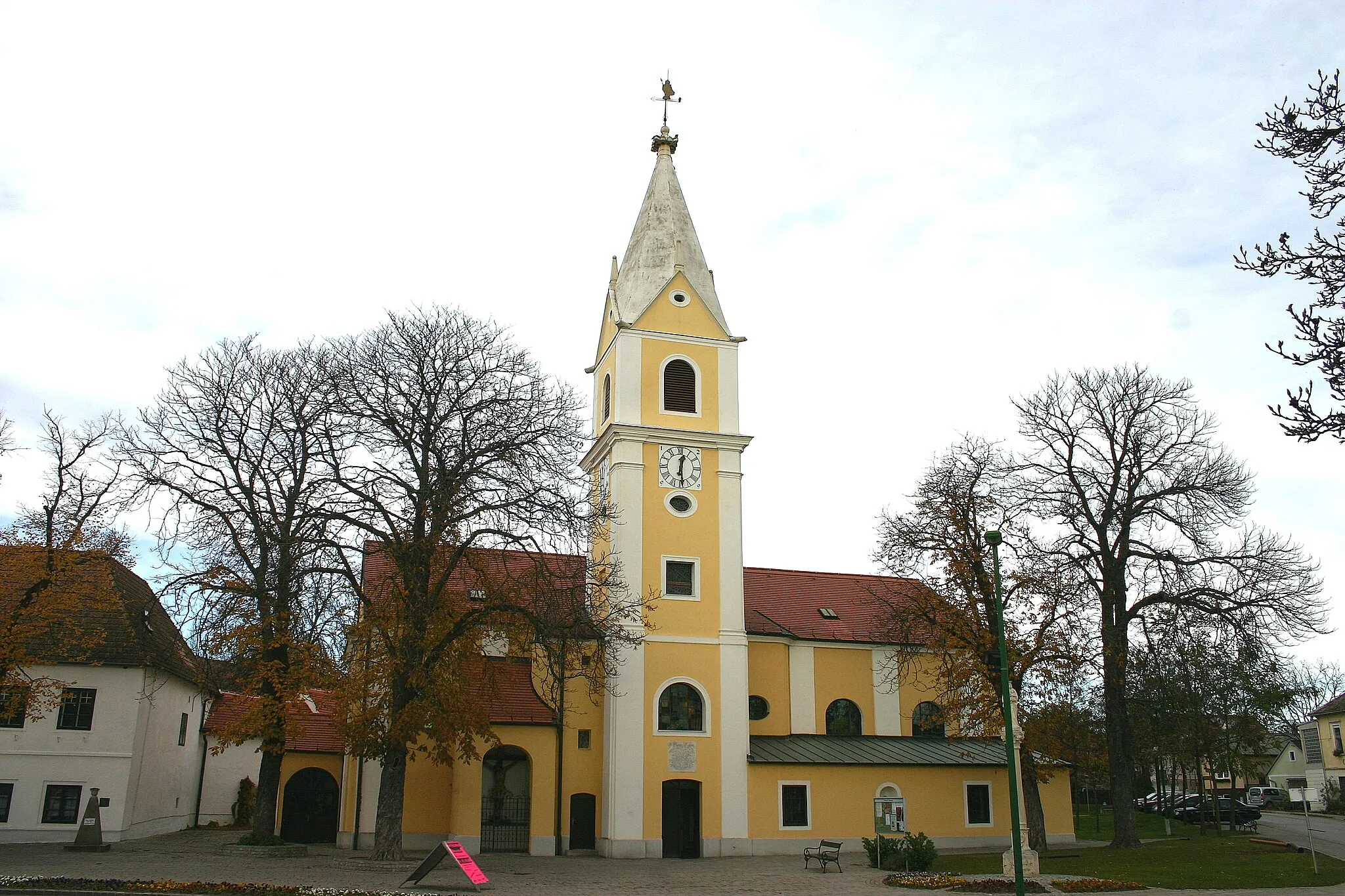 Photo showing: Pöttsching römisch-katholische Pfarrkirche