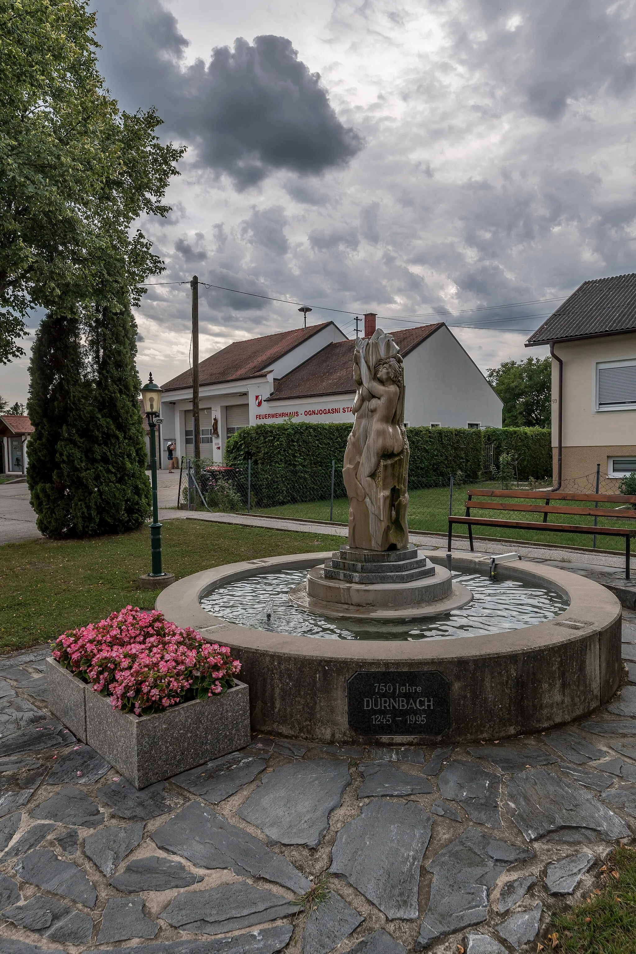 Photo showing: Brunnen in Dürnbach im Burgenland