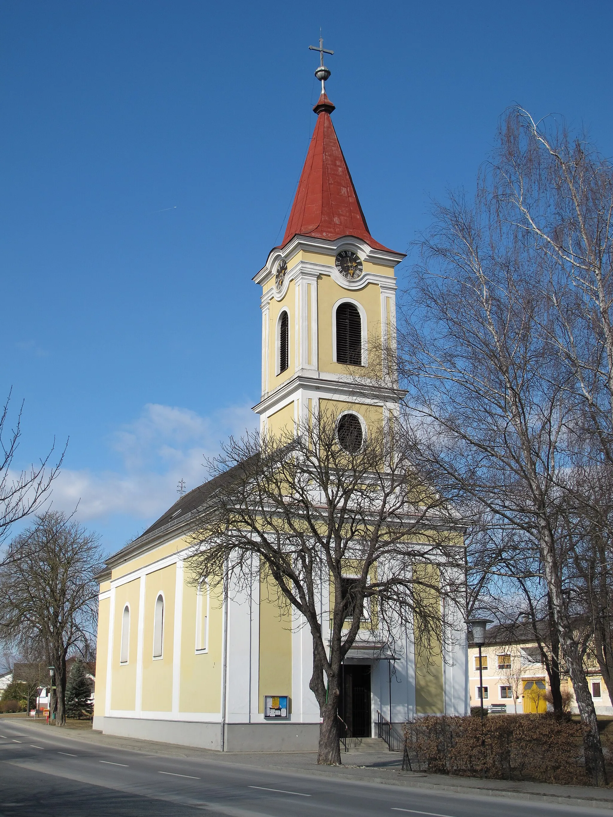 Photo showing: Pfarrkirche Strem

This media shows the protected monument with the number 28830 in Austria. (Commons, de, Wikidata)