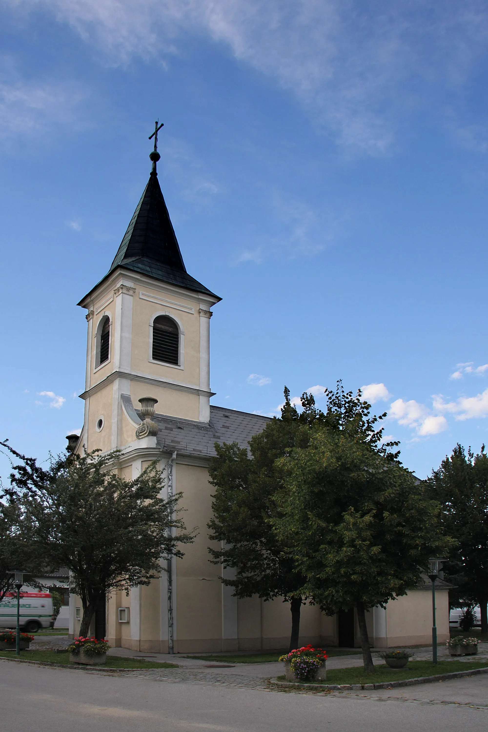 Photo showing: Chapel of ease „Zur Kreuzerhöhung“ - Zemendorf-Stöttera, Stöttera