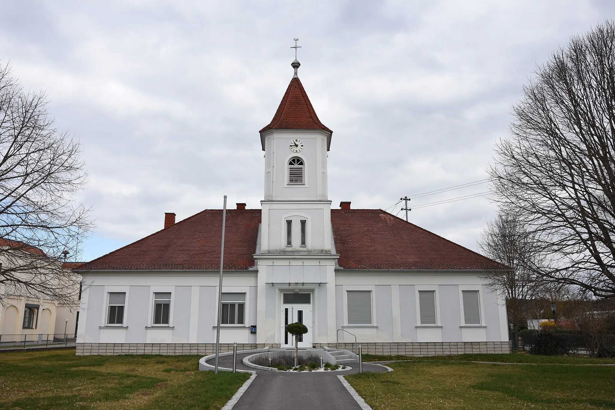 Photo showing: Church Kemeten