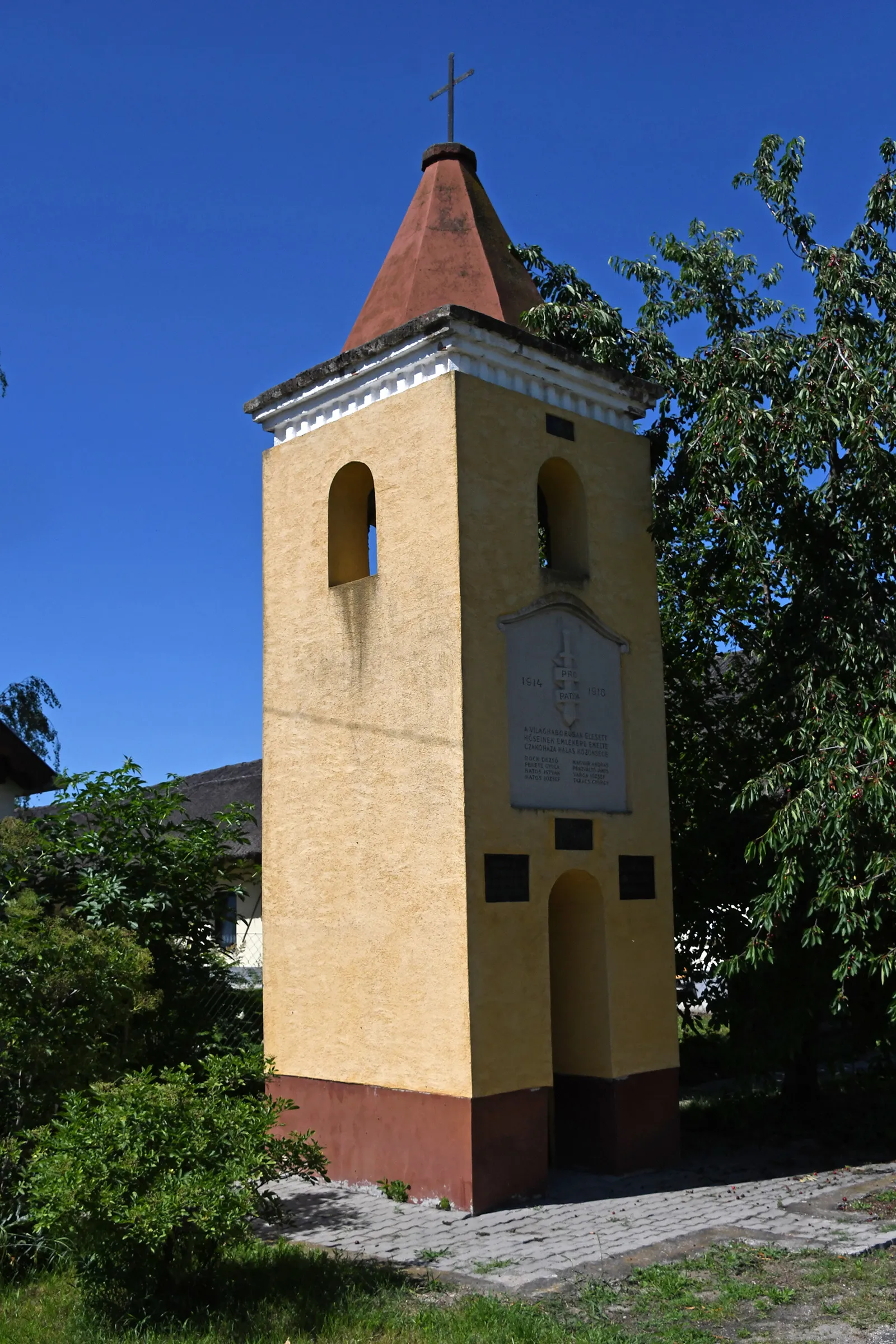 Photo showing: Belfry in Cakóháza, Hungary