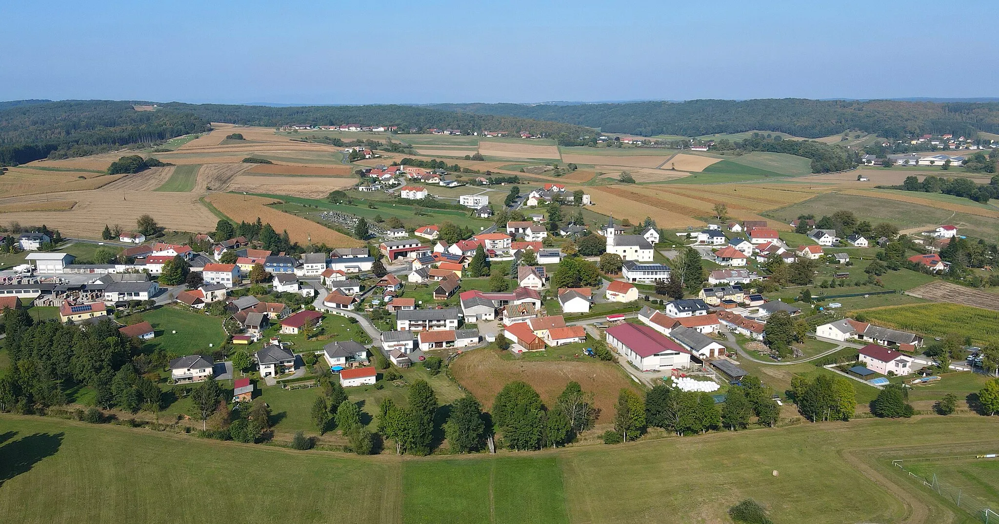 Photo showing: Aerial view of Gerersdorf bei Güssing, Austria.