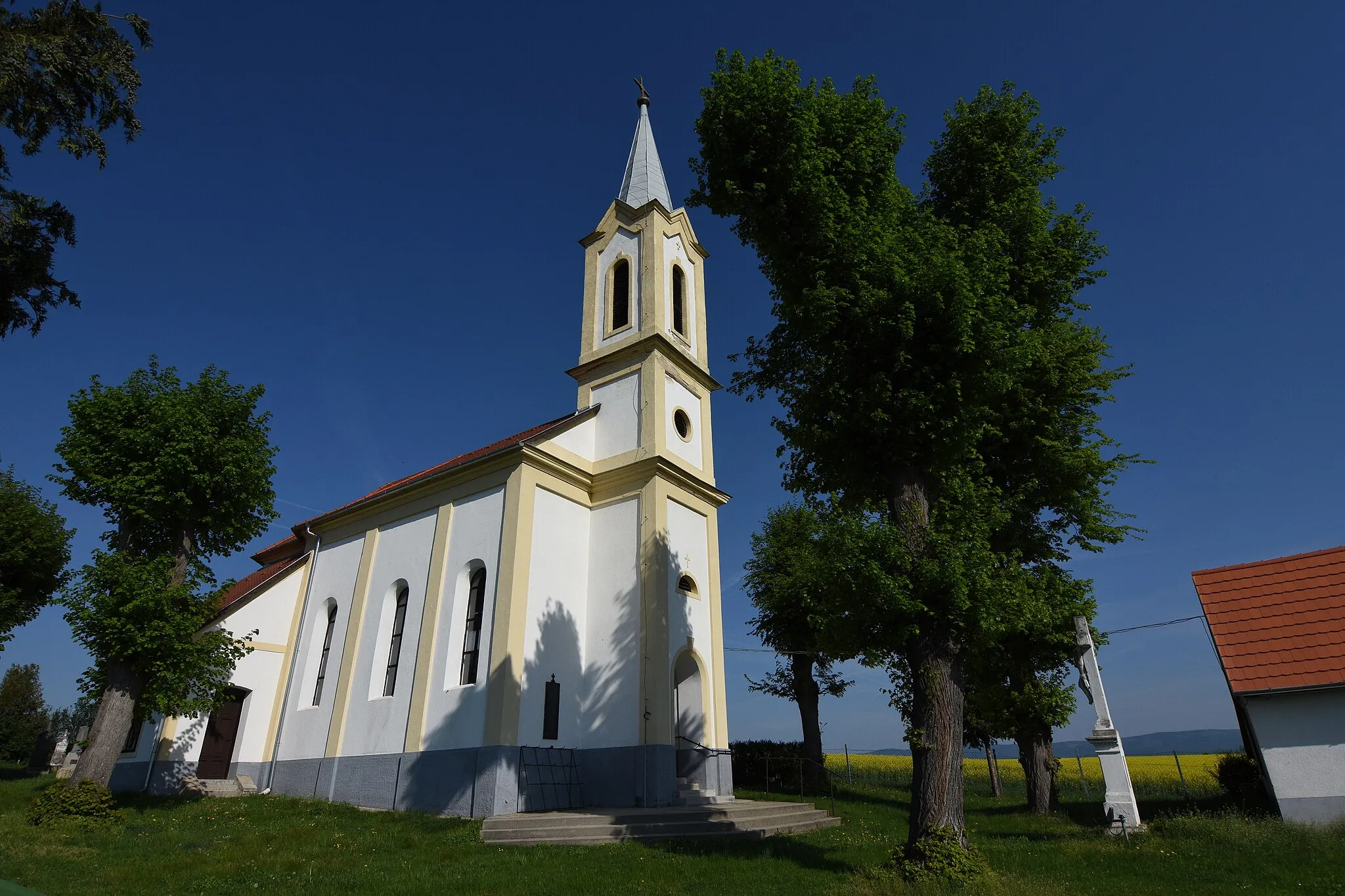 Photo showing: Kisnardai Fájdalmas Szuzanya templom Narda