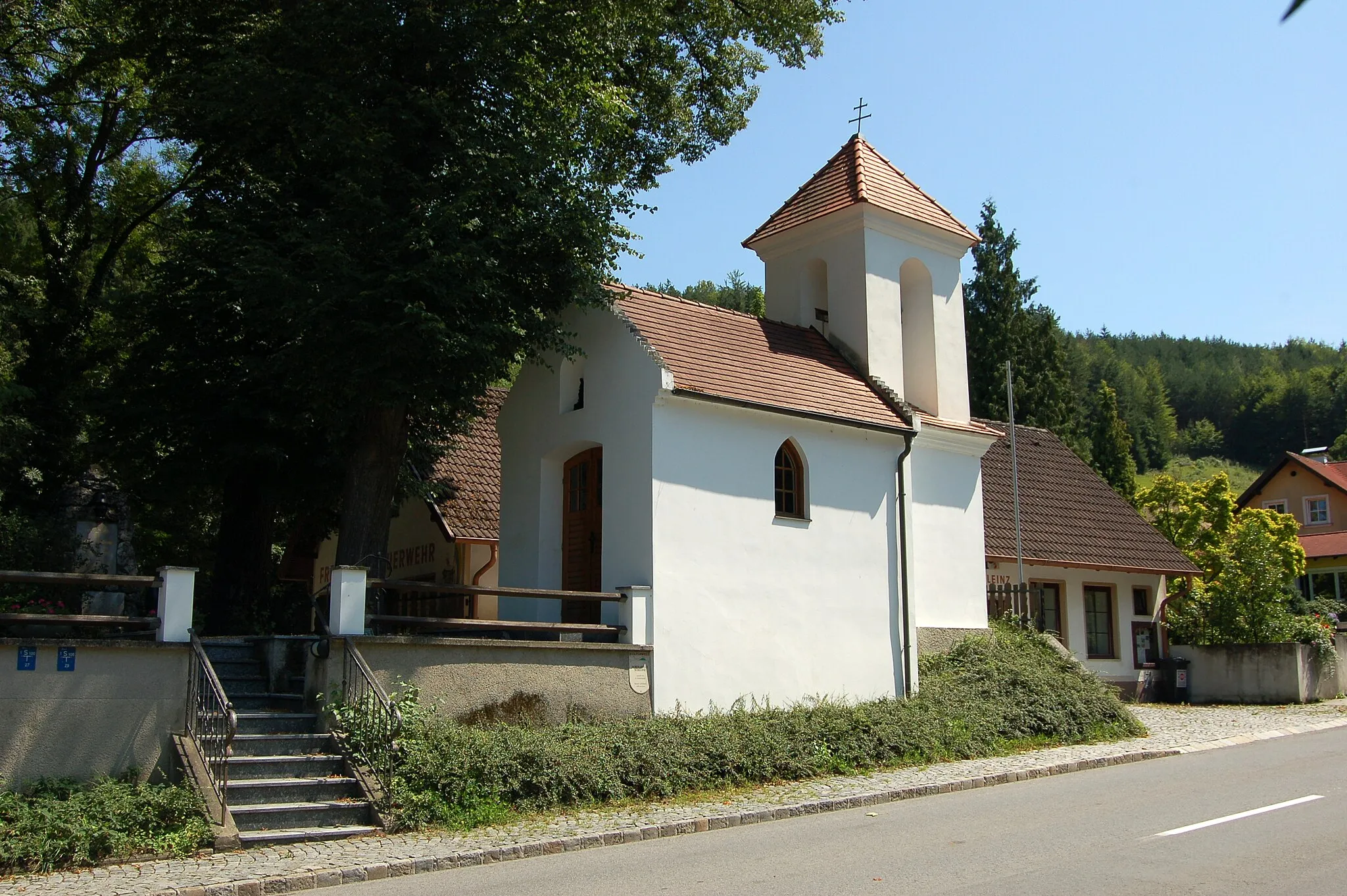 Photo showing: Village chapel in Schleinz, municipality Walpersbach, Lower Austria