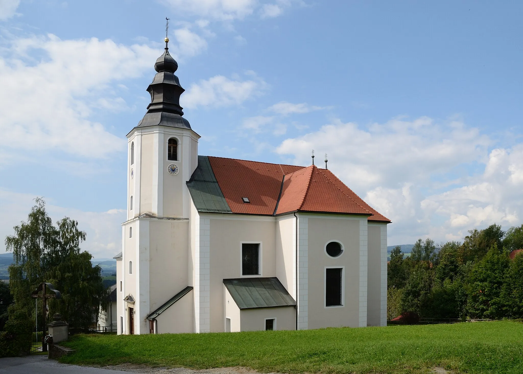Photo showing: Parish church St. Laurentius at Sankt Lorenzen am Wechsel, Styria.