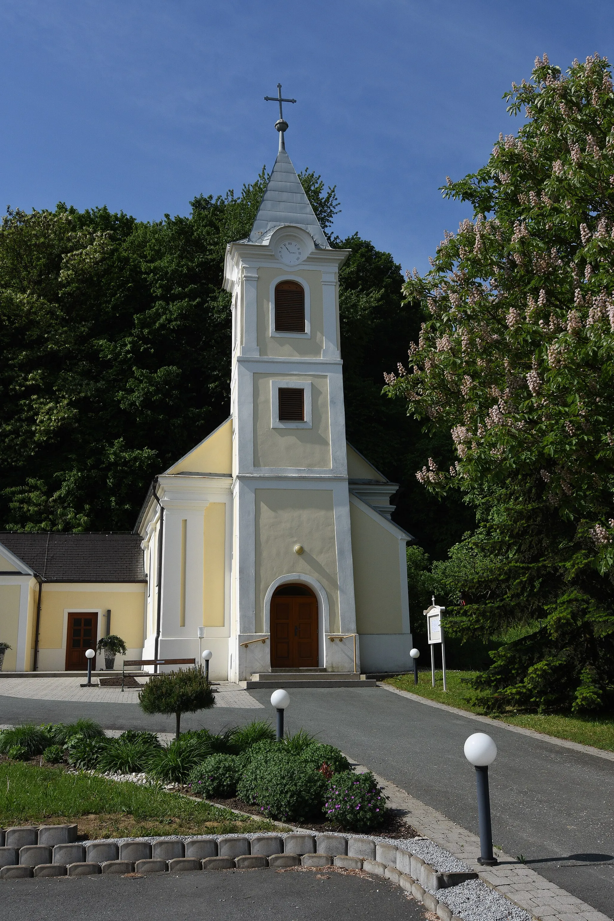 Photo showing: Kath. Filialkirche hl. Vitus  Gamischdorf