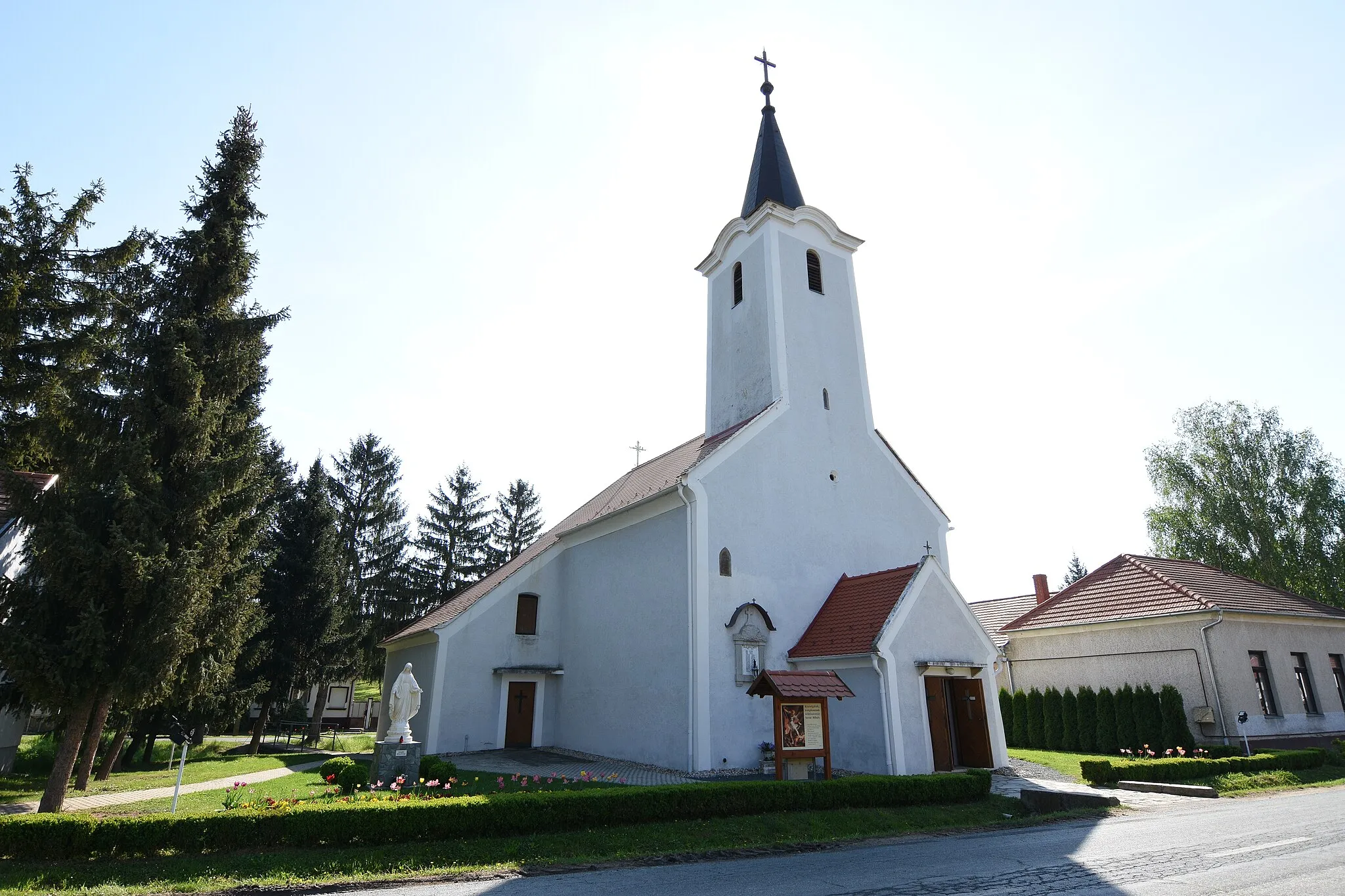 Photo showing: Kirche Bucsu