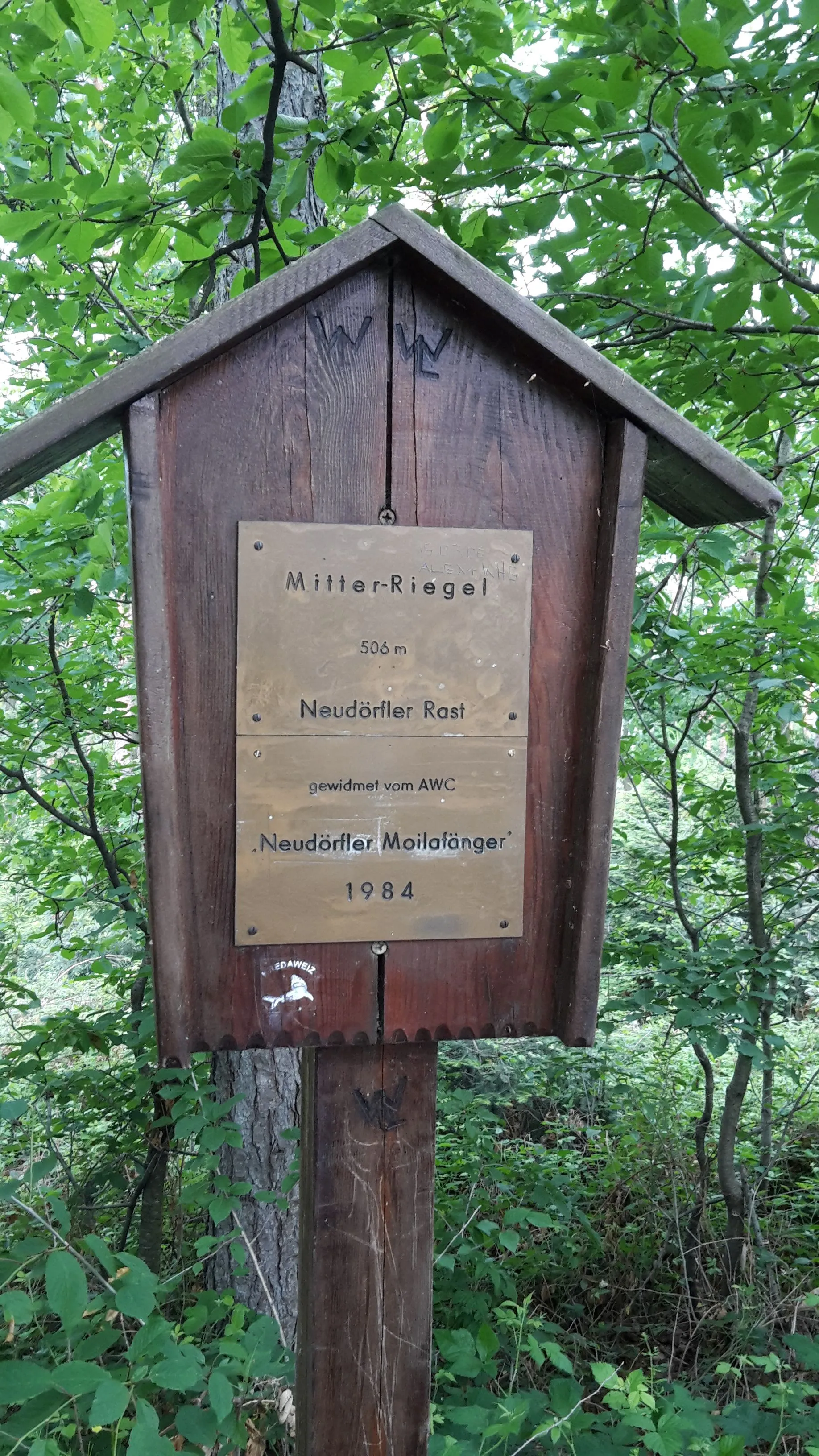 Photo showing: Neudörfler Rast am Mitterriegel im Rosaliengebirge