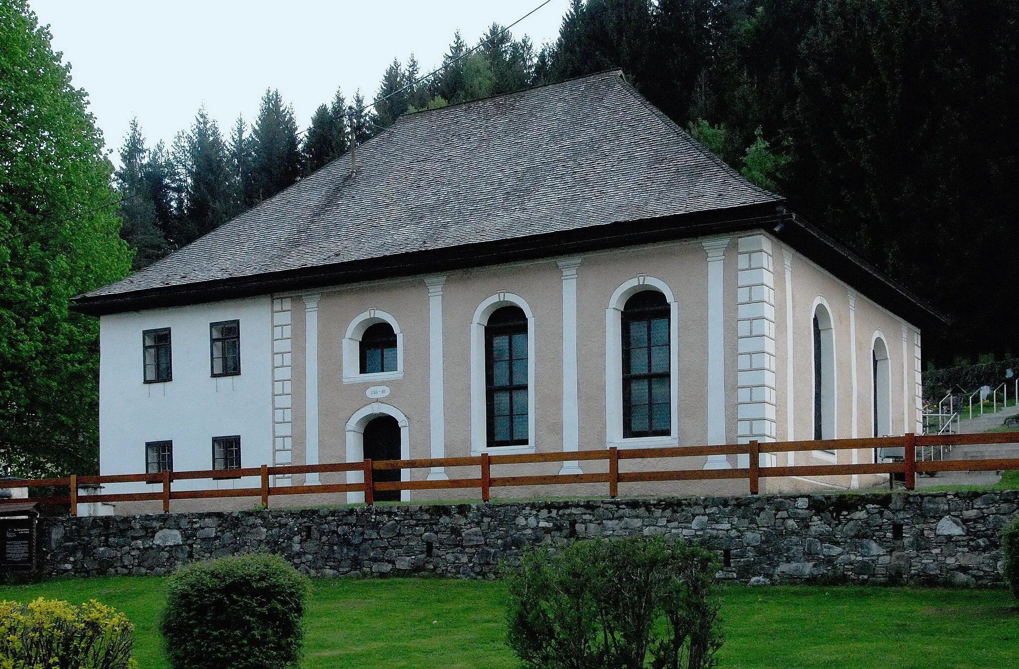 Photo showing: Tolerance meeting house at Einoede in the community Treffen, district Villach-Land, Carinthia, Austria.