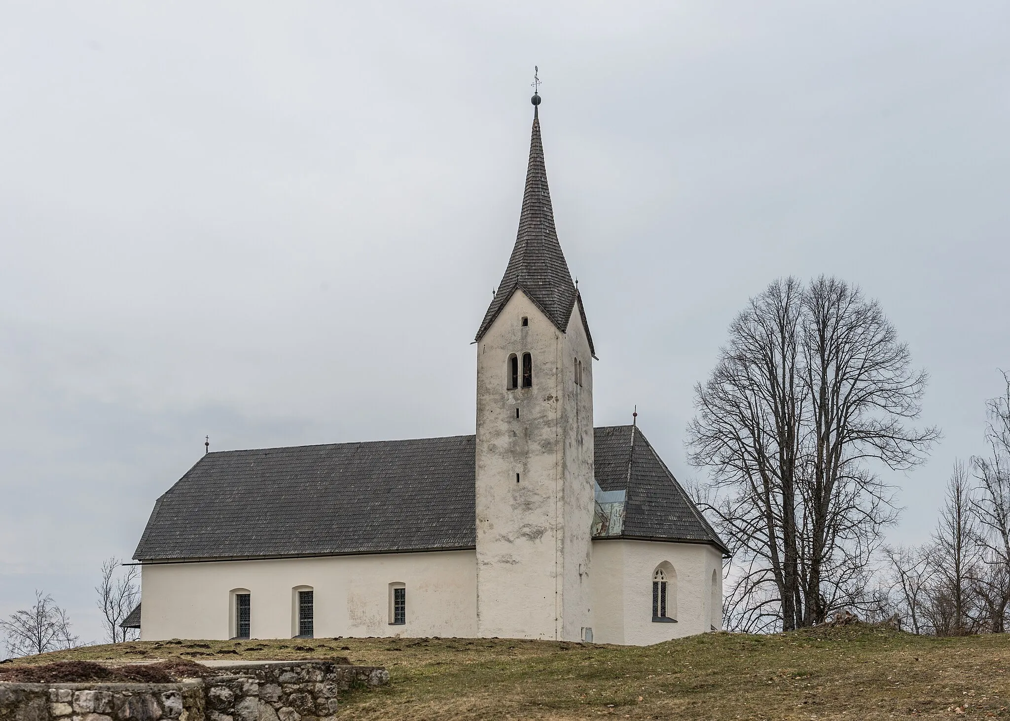 Photo showing: Subsidiary and pilgrimage church Saints Hemma and Dorothea on Hemmaberg, municipality Globasnitz, district Völkermarkt, Carinthia, Austria, EU