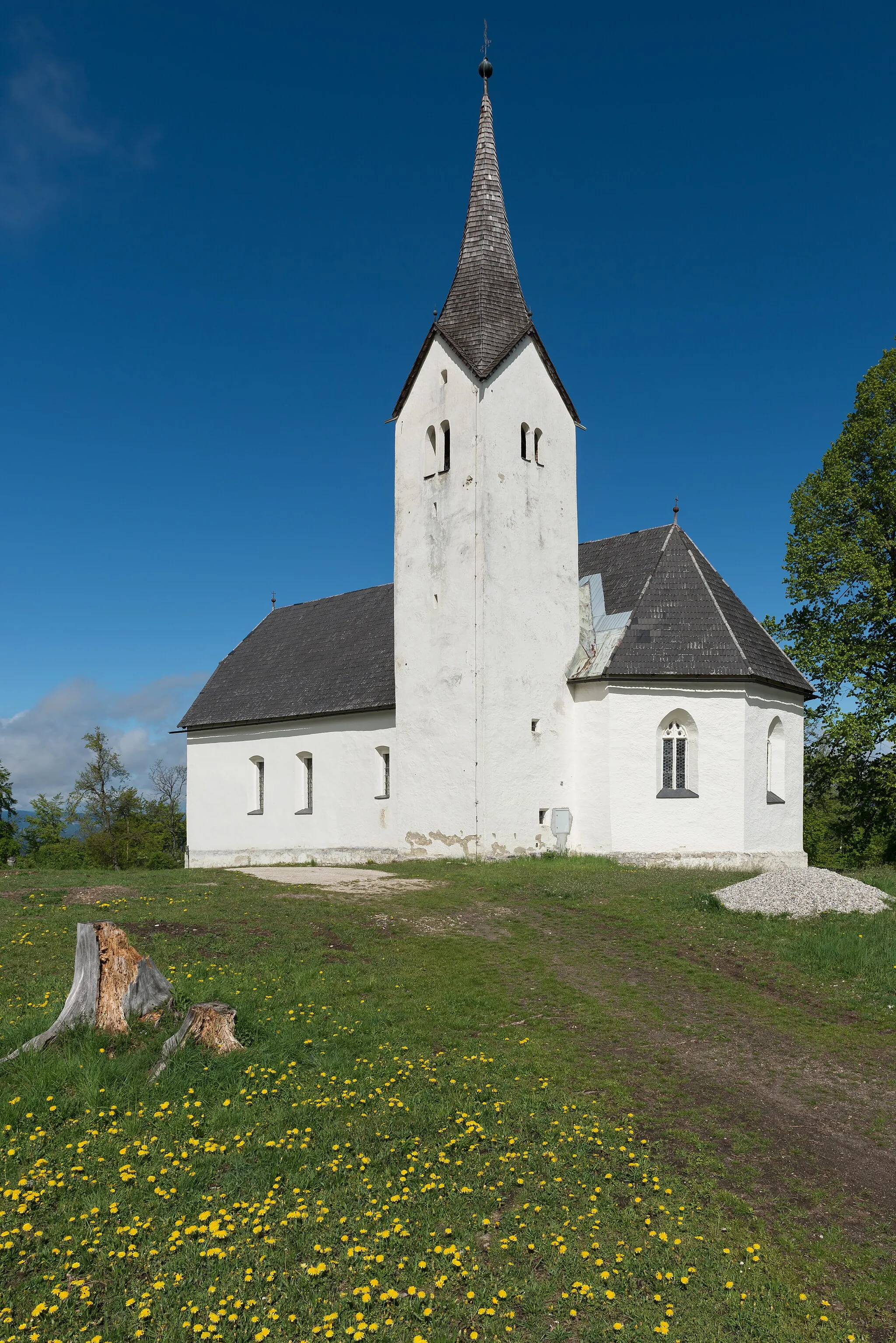 Photo showing: Subsidiary and pilgrimage church Holy Hemma and Holy Dorothea at Hemmaberg, municipality Globasnitz, district Voelkermarkt, Carinthia, Austria, EU