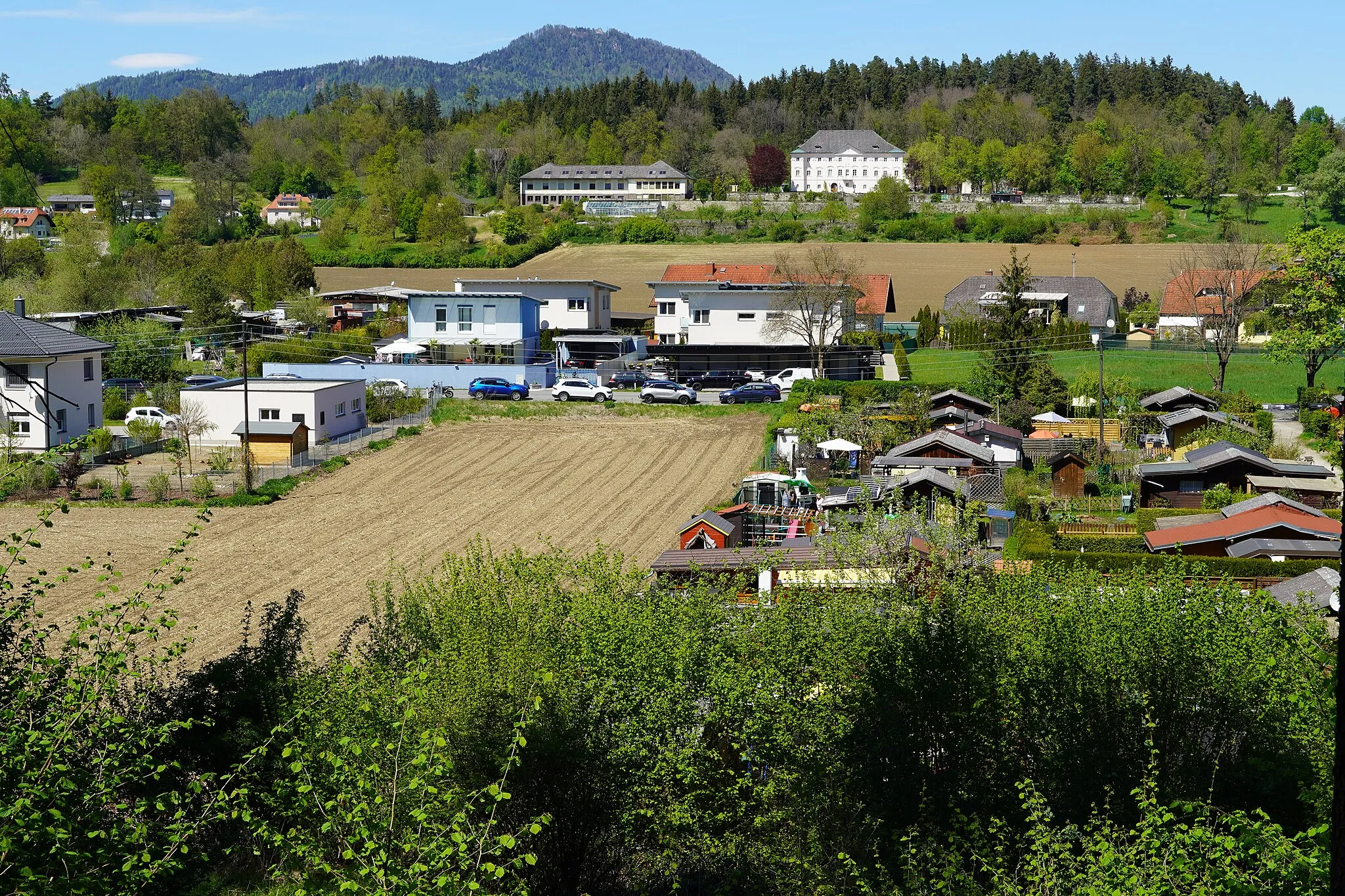 Photo showing: Spitalberg (498 m a.s.l.), protected landscape area, municipality Klagenfurt on Lake Woerth, Carinthia, Austria, EU