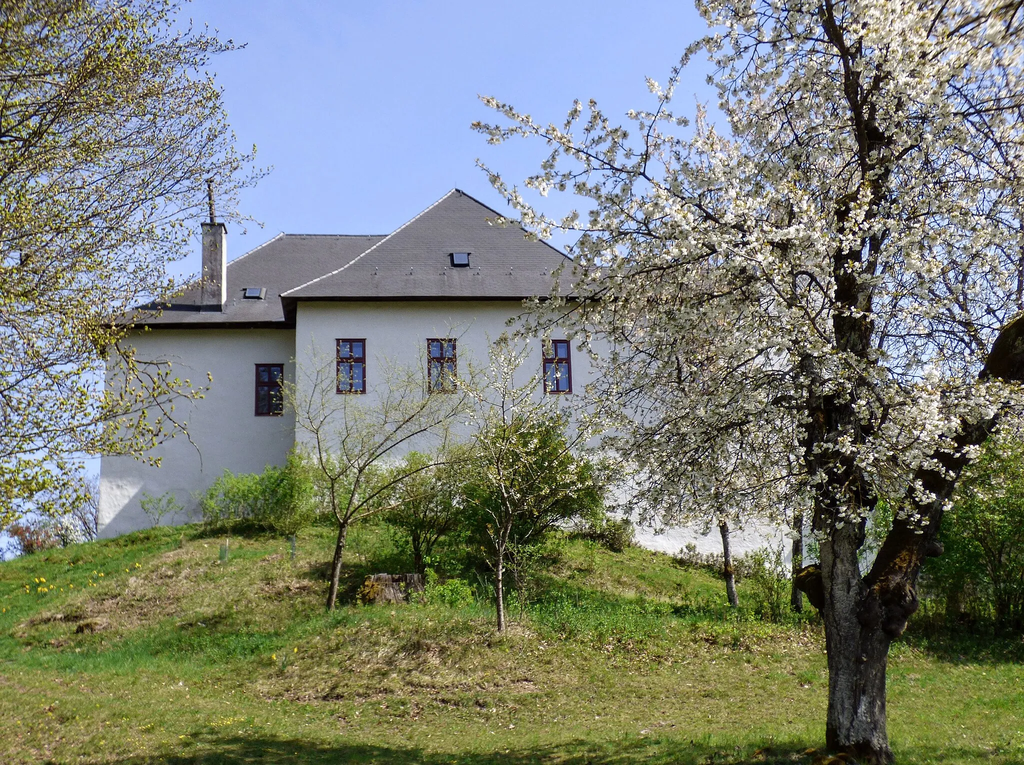 Photo showing: This media shows the protected monument with the number 35154 in Austria. (Commons, de, Wikidata)

Schloss Frankenstein, Gemeinde Völkermarkt