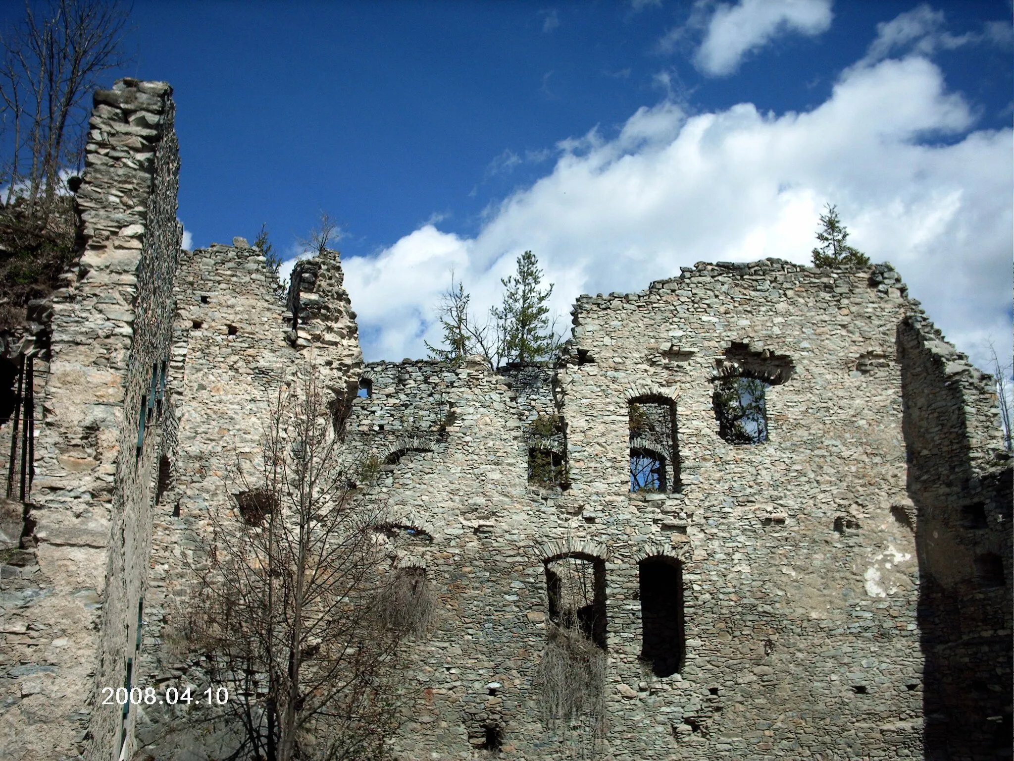 Photo showing: Burgruine Waisenberg Palas