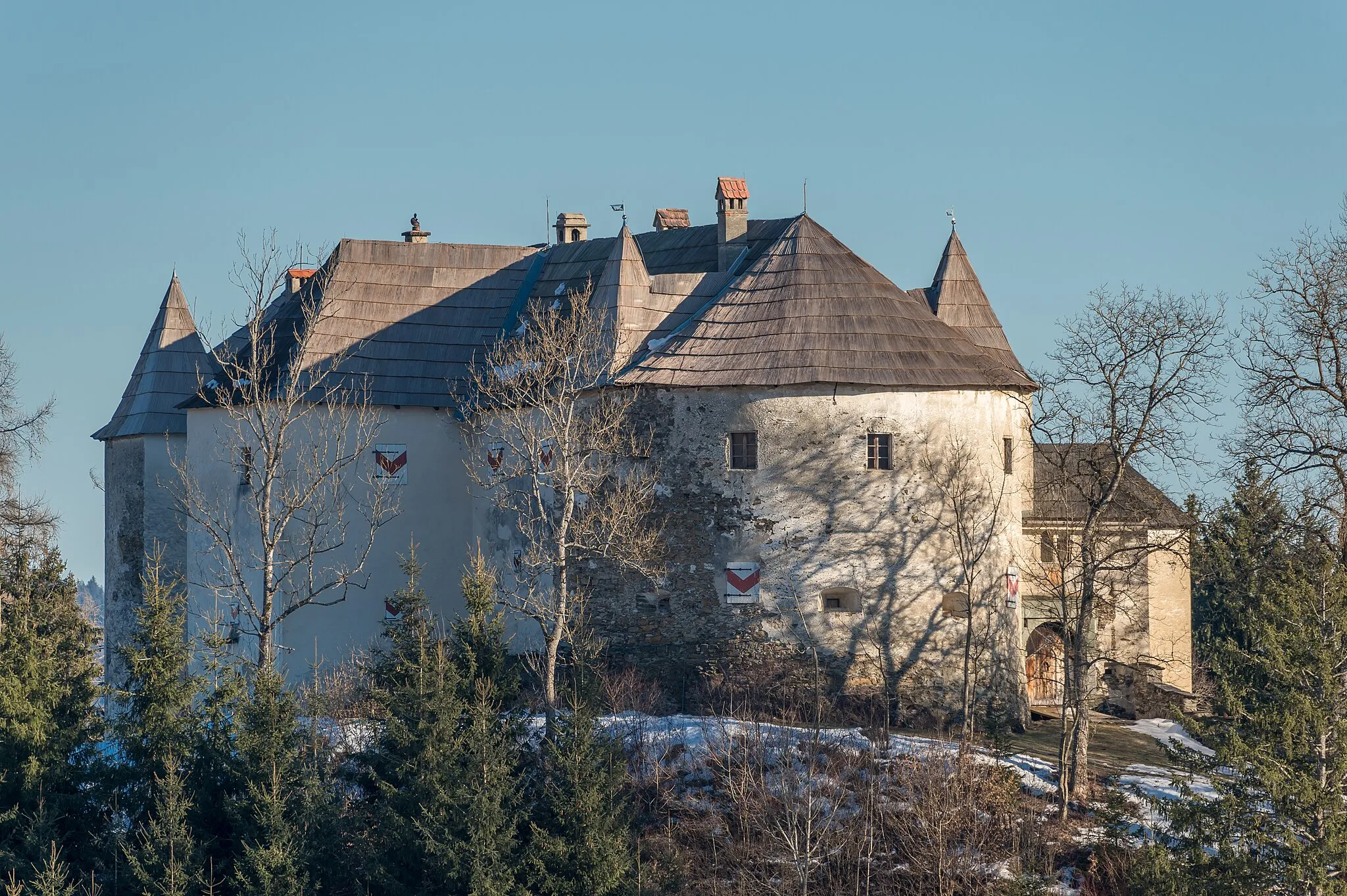 Photo showing: Castle Hohenstein in Hohenstein #1, market town Liebenfels, district Saint Veit, Carinthia, Austria, EU