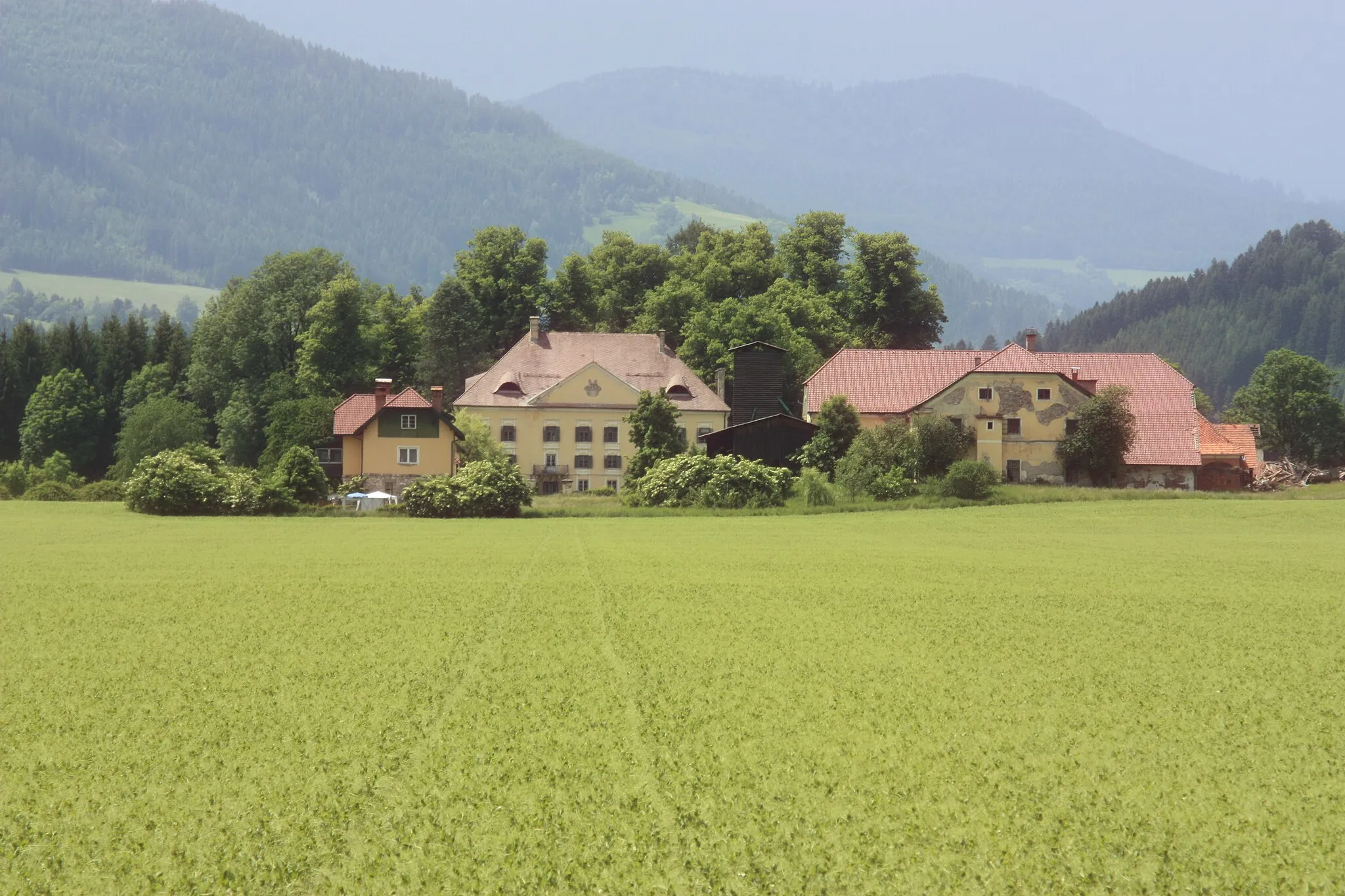 Photo showing: Estate Mayerhofen at Friesach, Carinthia