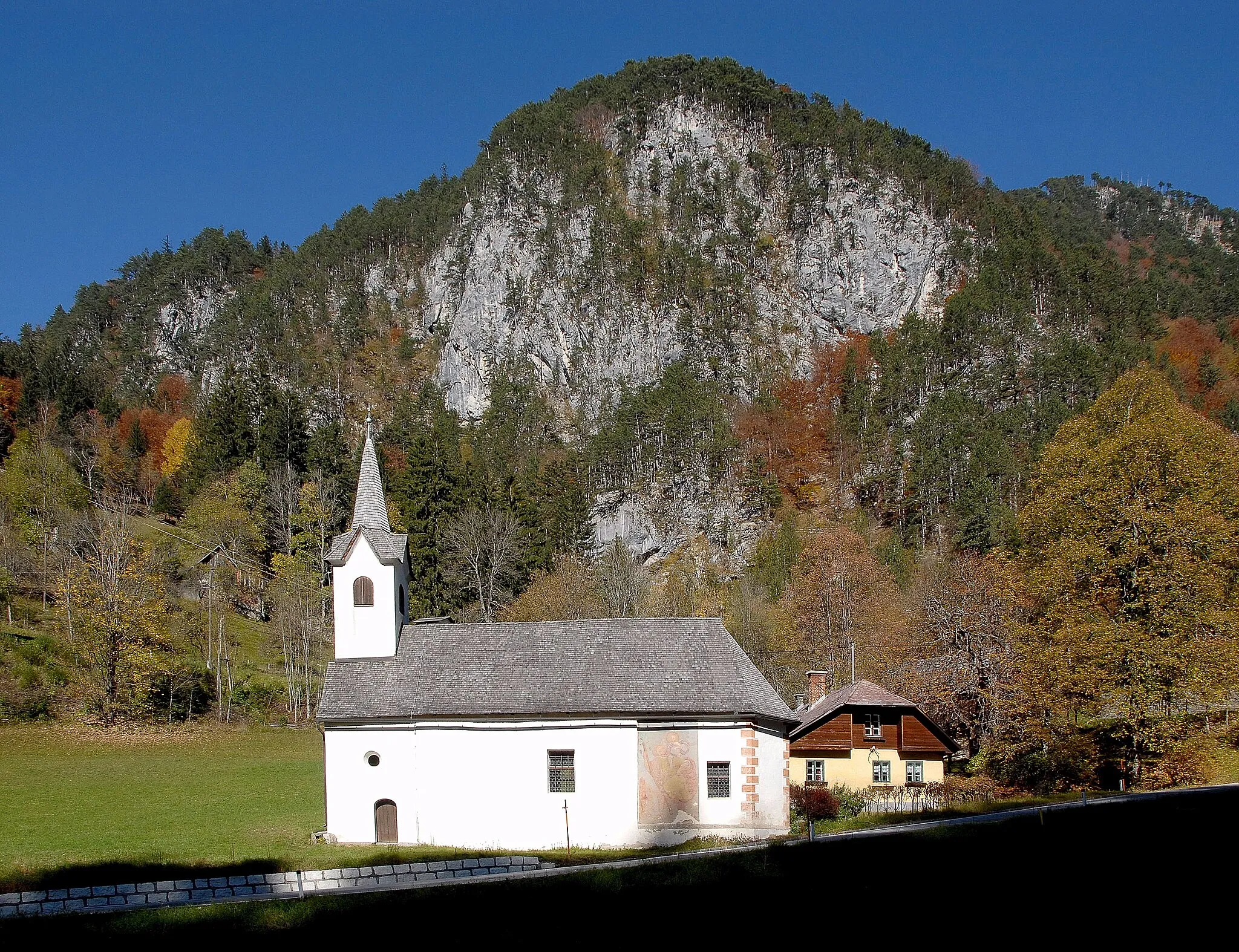 Photo showing: Subsidiary church Saint Magdalene at Sapotnica on the Loiblpass road, Loibltal, municipality Ferlach, district Klagenfurt Land, Carinthia, Austria, EU
