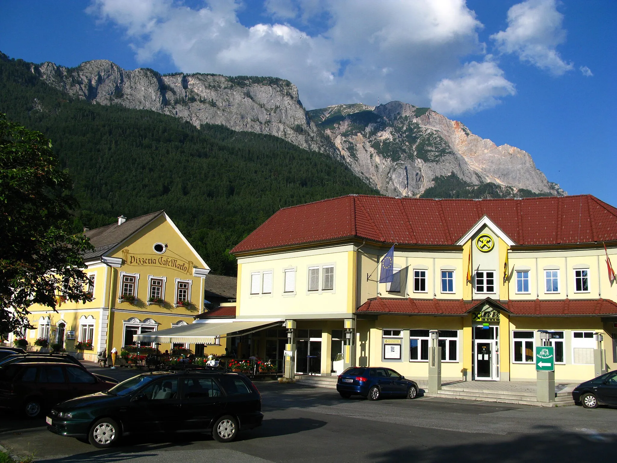 Photo showing: Square in Noetsch / Carinthia / Austria / EU.