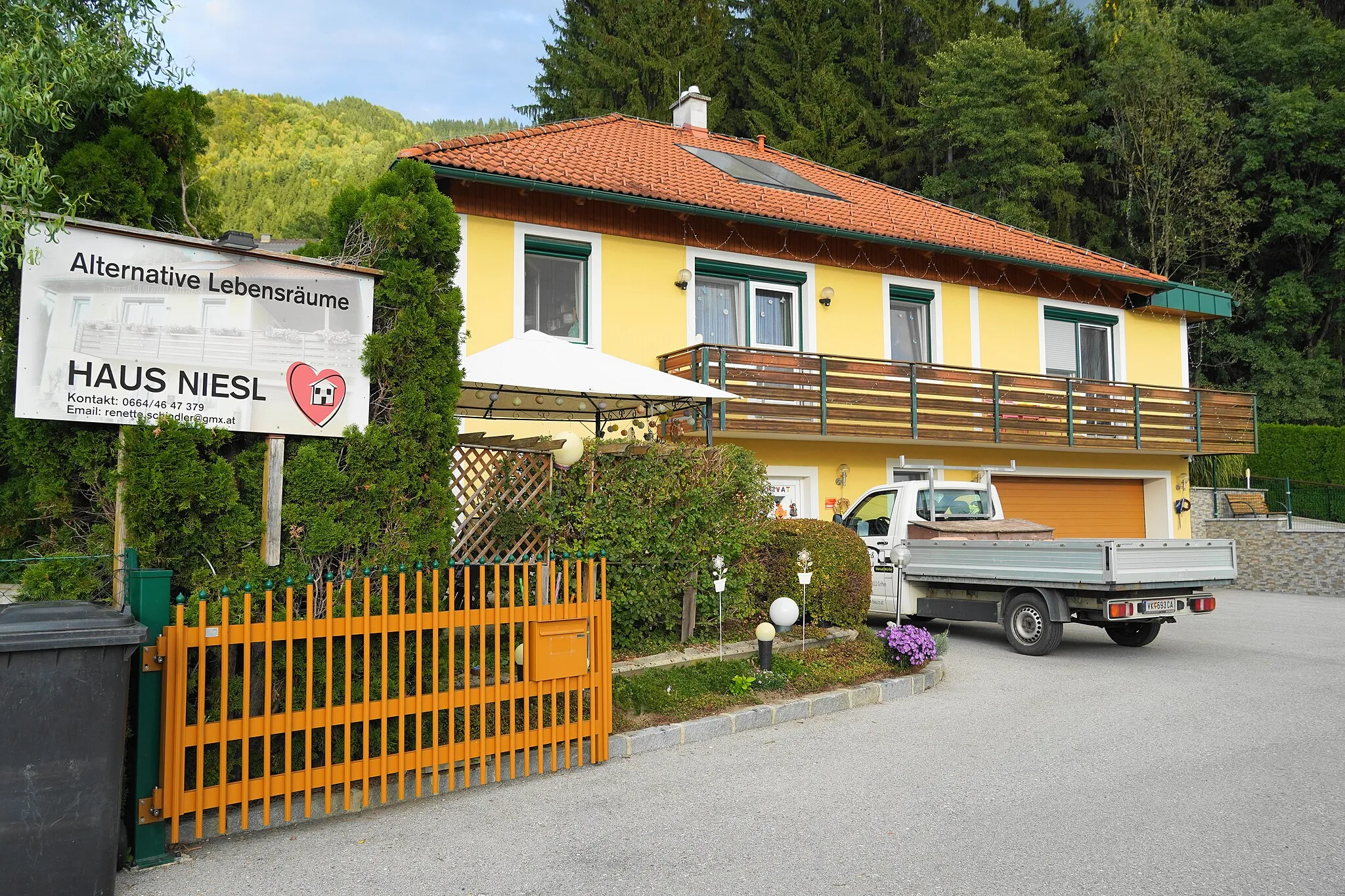 Photo showing: Alternativer Lebensraum Haus Niesl, Eitweg Nr. 197, Gemeinde Sankt Andrä im Lavanttal, Bezirk Wolfsberg, Kärnten, Österreich, EU