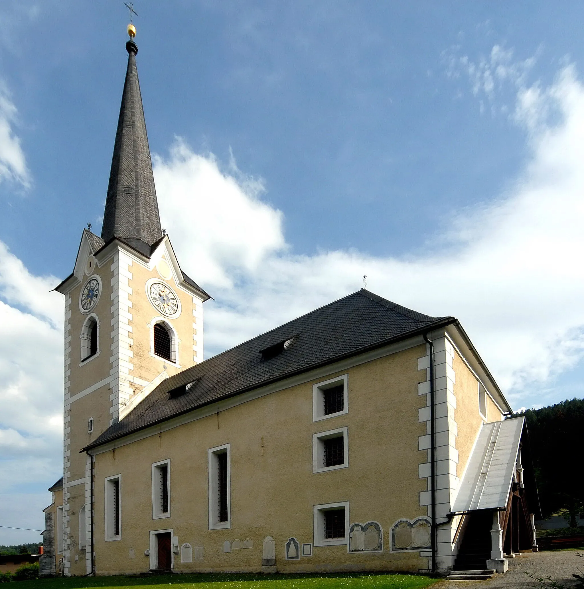 Photo showing: Parish church Saint Martin in Himmelberg, municipality Himmelberg, district Feldkirchen, Carinthia, Austria, EU