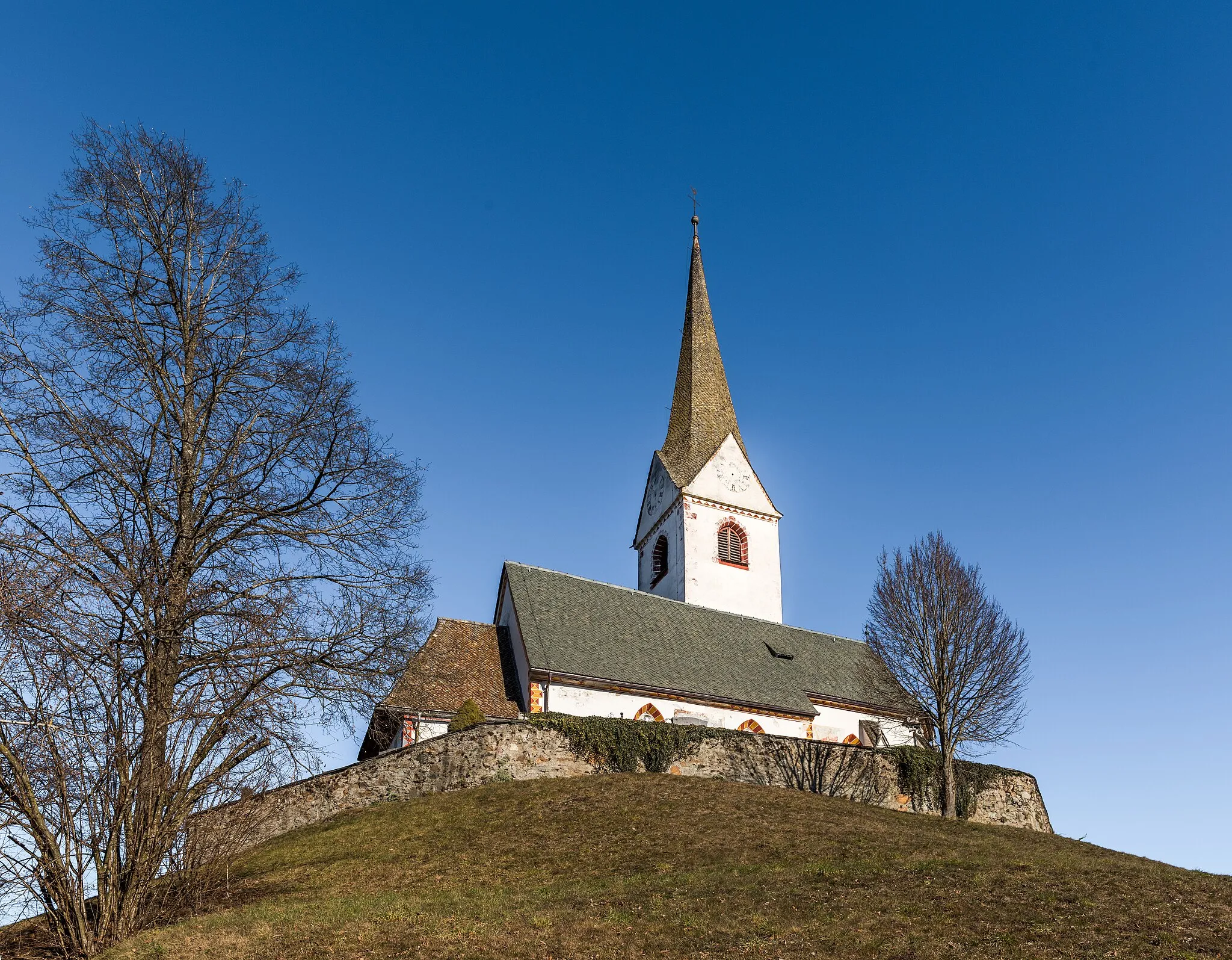 Photo showing: Parish church Saint Michael in Sankt Michael ob der Gurk, municipality Poggersdorf, district Klagenfurt Land, Carinthia, Austria, EU