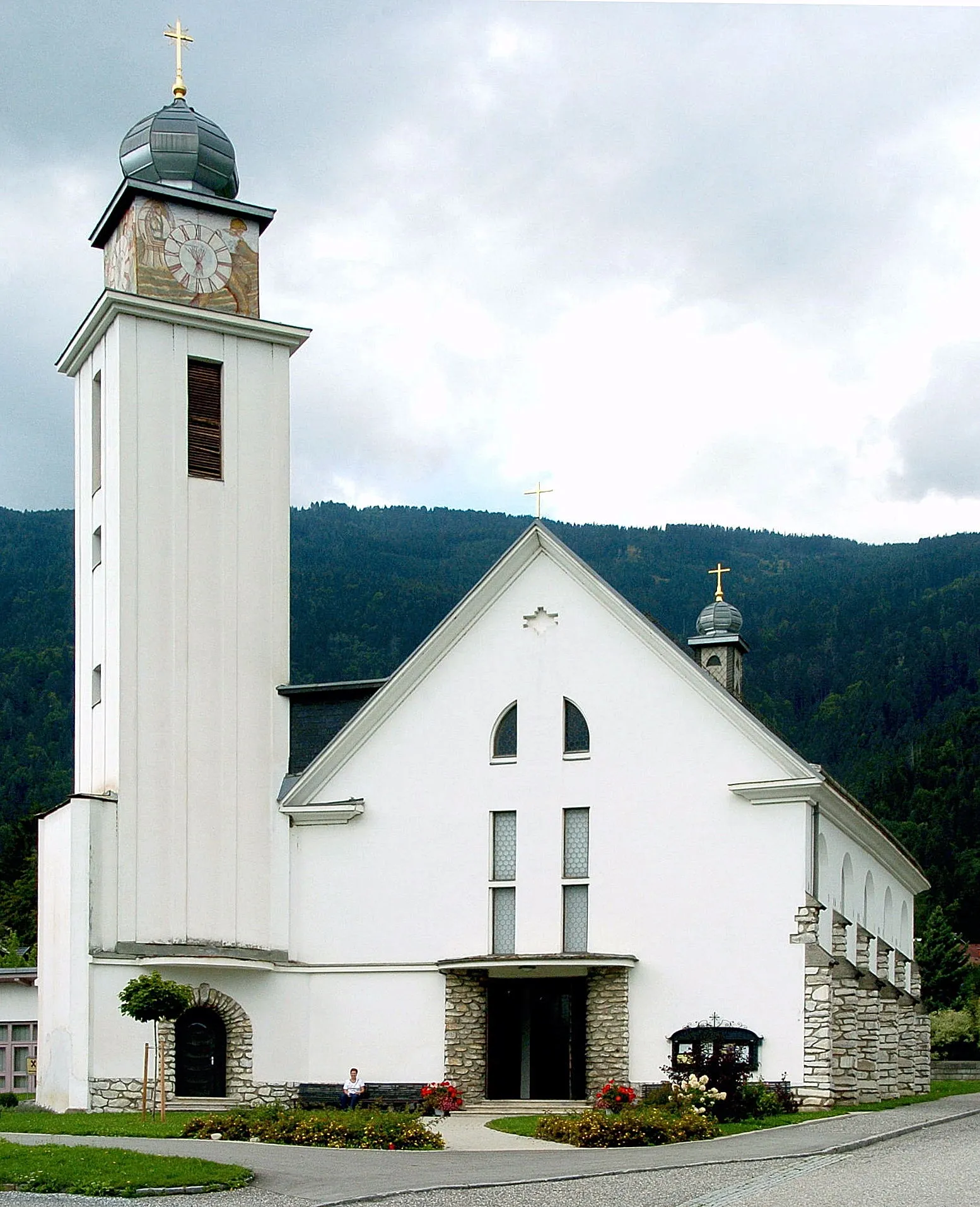 Photo showing: Parish church Saint Joseph in Bodensdorf, municipality Steindorf am Ossiachersee, district Feldkirchen, Carinthia, Austria, EU