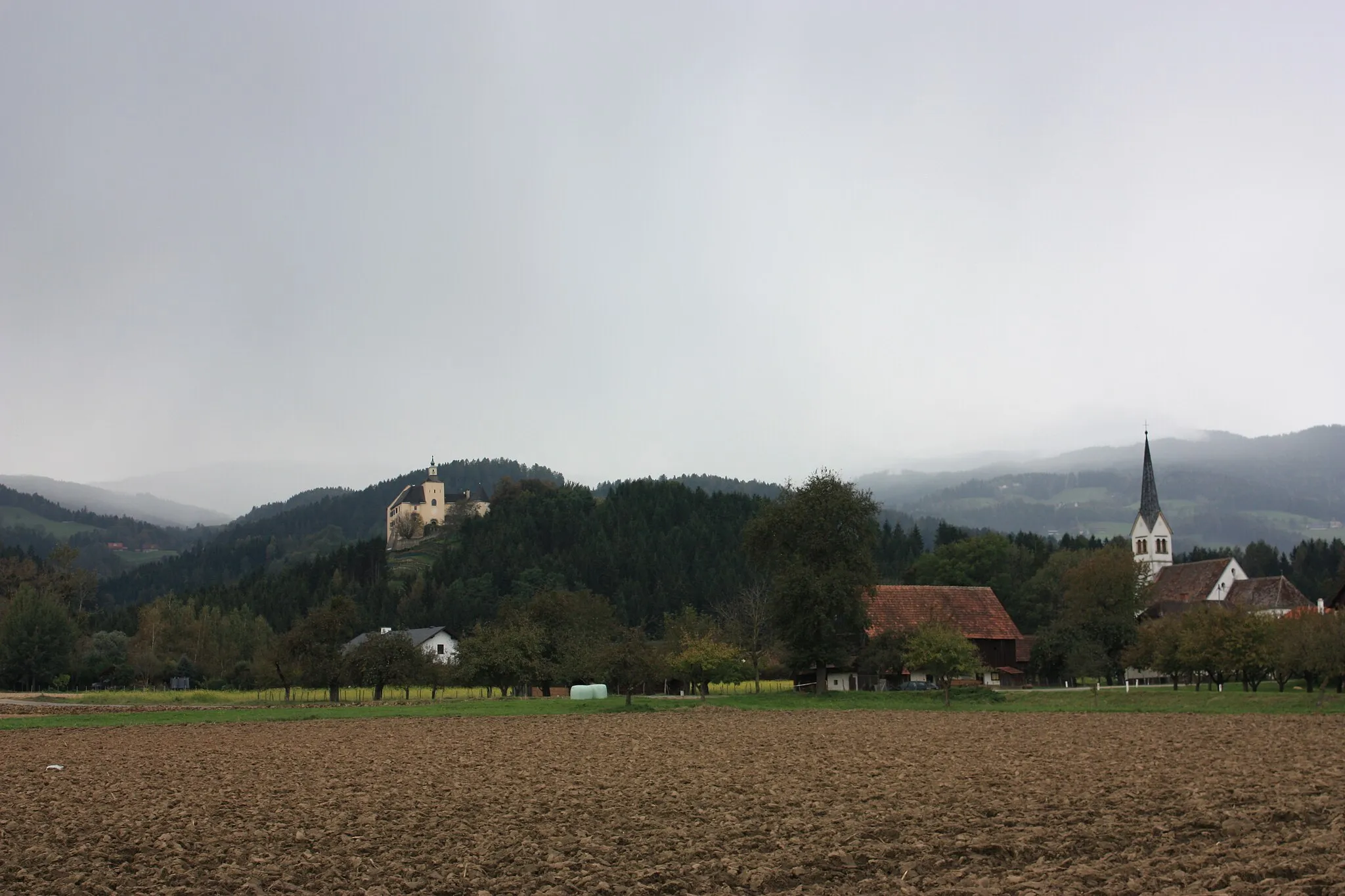 Photo showing: View to Siegelsdorf
Locality: Siegelsdorf

Community:Wolfsberg